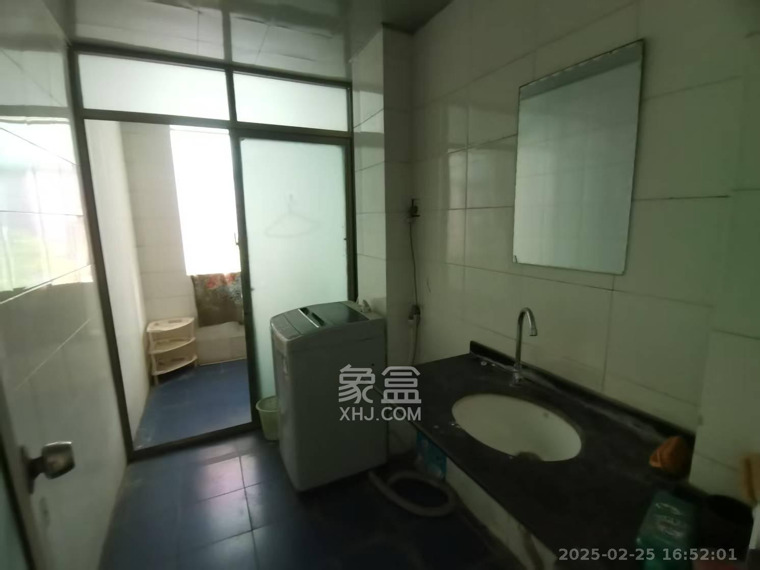 名都花园 3室1厅1卫 2000.0元/月 名都花园 3室1厅1卫 2000.0元/月室内图