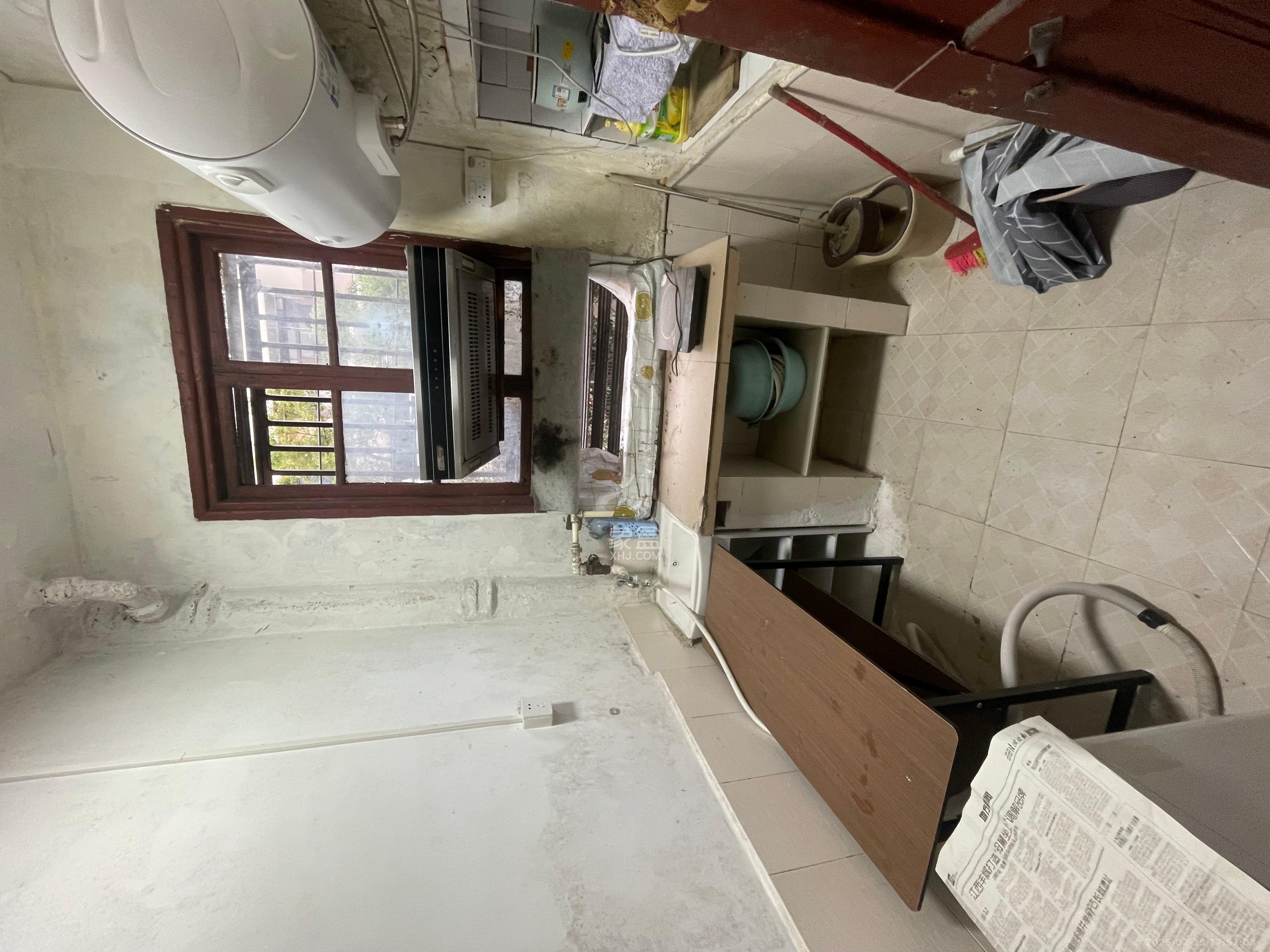 文艺新村  1室0厅0卫   1500.00元/月室内图