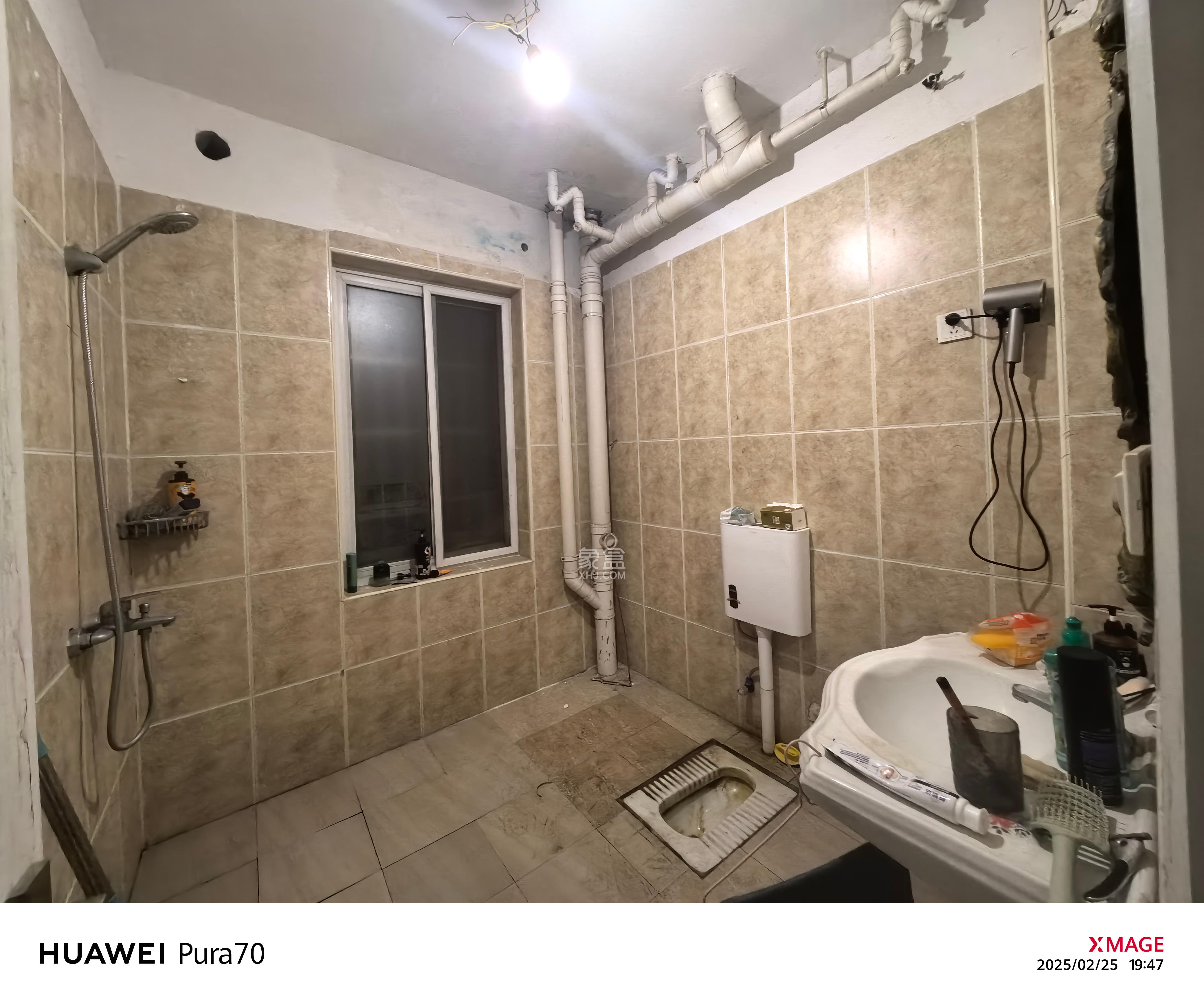 筑梦园 3室2厅2卫 1800.0元/月 筑梦园 3室2厅2卫 1800.0元/月室内图