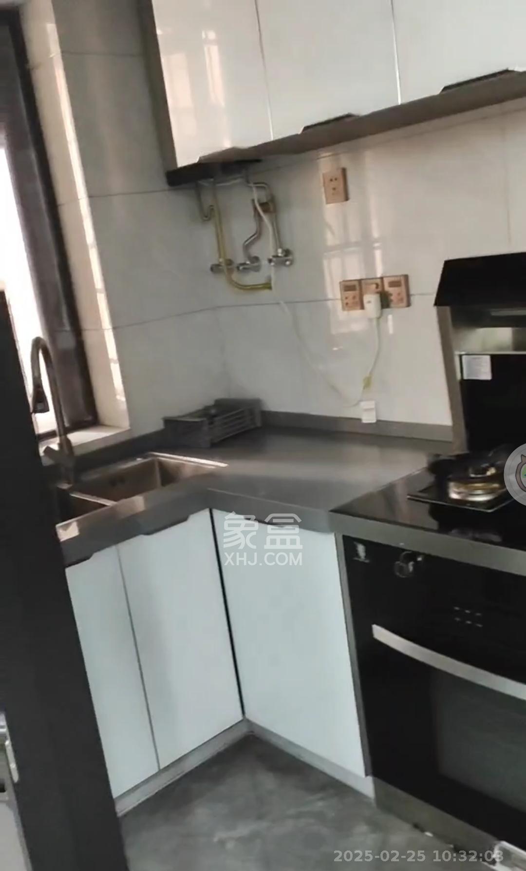 和润园三期 1室0厅0卫 3300.0元/月 和润园三期 1室0厅0卫 3300.0元/月室内图