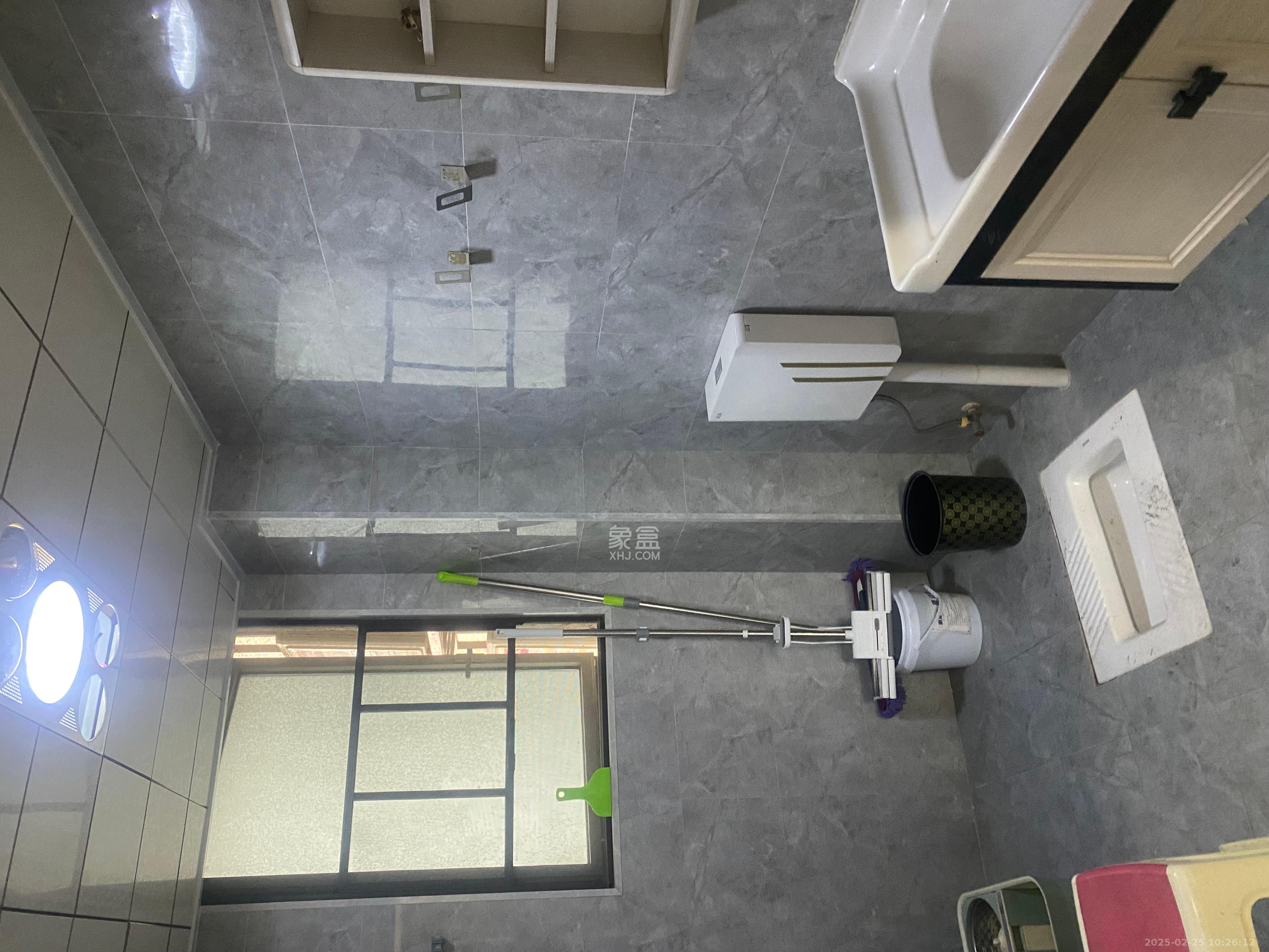 梅溪湖金茂湾 4室2厅2卫 3500.0元/月 梅溪湖金茂湾 4室2厅2卫 3500.0元/月室内图