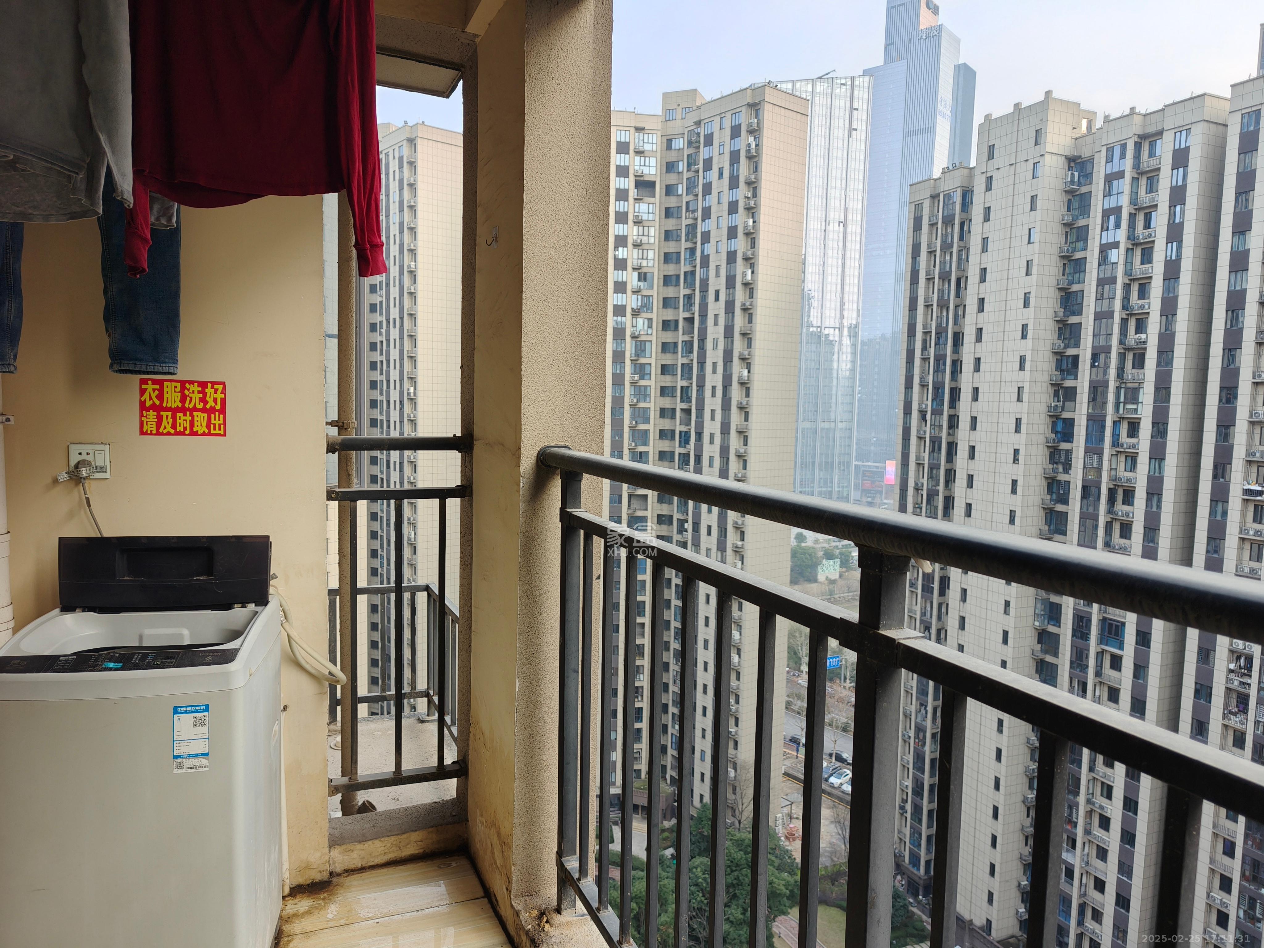 中国铁建梅溪青秀二期  4室2厅2卫   1000.00元/月室内图
