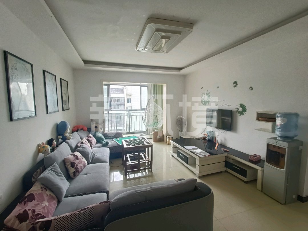 华都国际花园  3室2厅2卫   65.00万