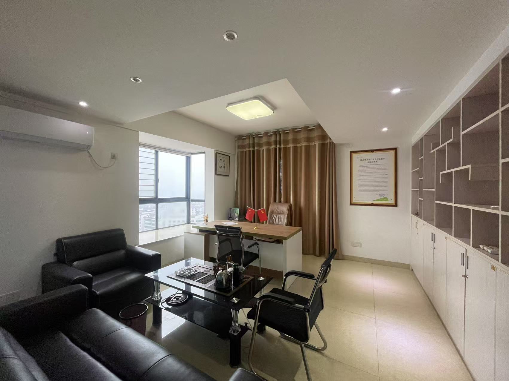 金鹿花园 3室2厅1卫 2200.0元/月 金鹿花园 3室2厅1卫 2200.0元/月室内图