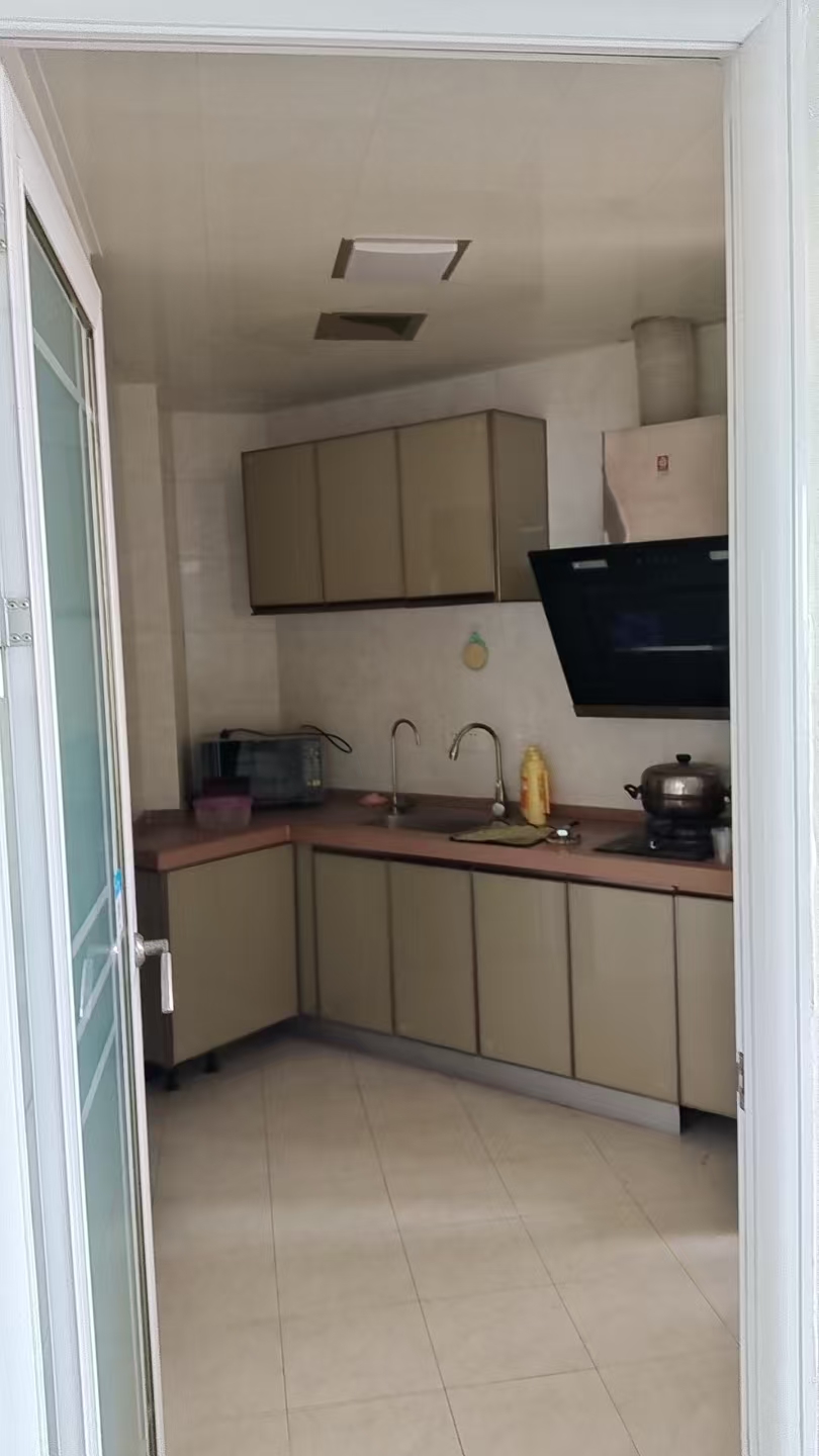 金鹿花园 3室2厅1卫 2200.0元/月 金鹿花园 3室2厅1卫 2200.0元/月室内图