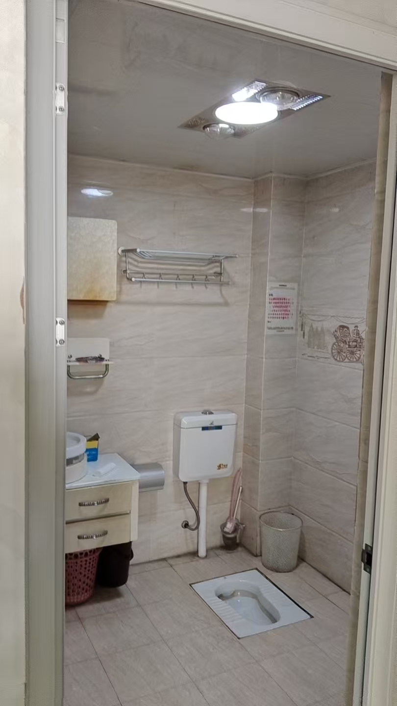 金鹿花园 3室2厅1卫 2200.0元/月 金鹿花园 3室2厅1卫 2200.0元/月室内图