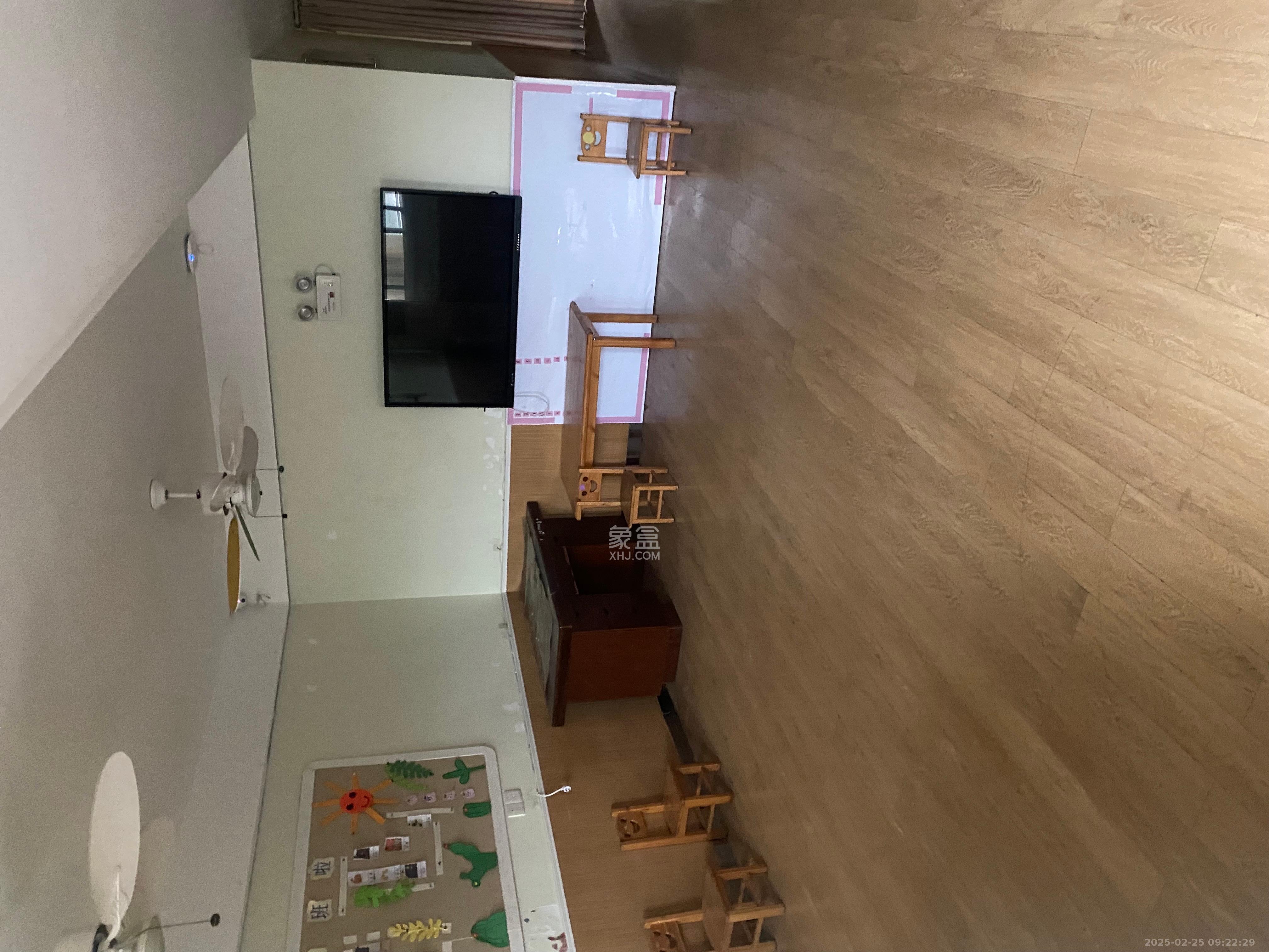 香格里嘉园 3室2厅2卫 5000.0元/月 香格里嘉园 3室2厅2卫 5000.0元/月室内图