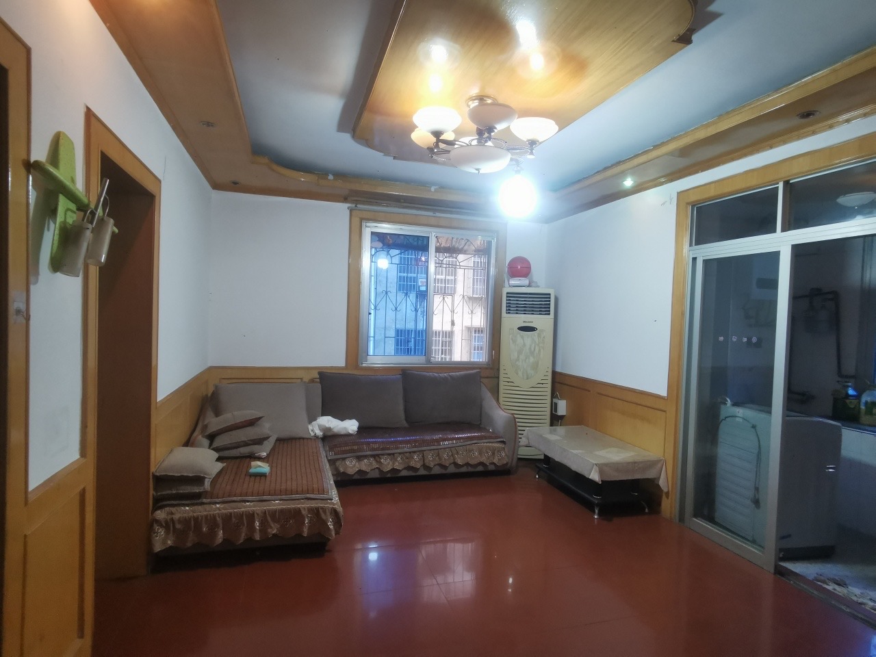 王家小区 2室1厅1卫 39.8万 王家小区 2室1厅1卫 39.8万客厅