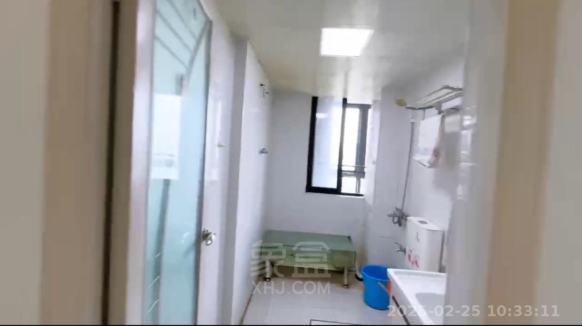 盛世华庭 2室2厅1卫 1500.0元/月 盛世华庭 2室2厅1卫 1500.0元/月室内图