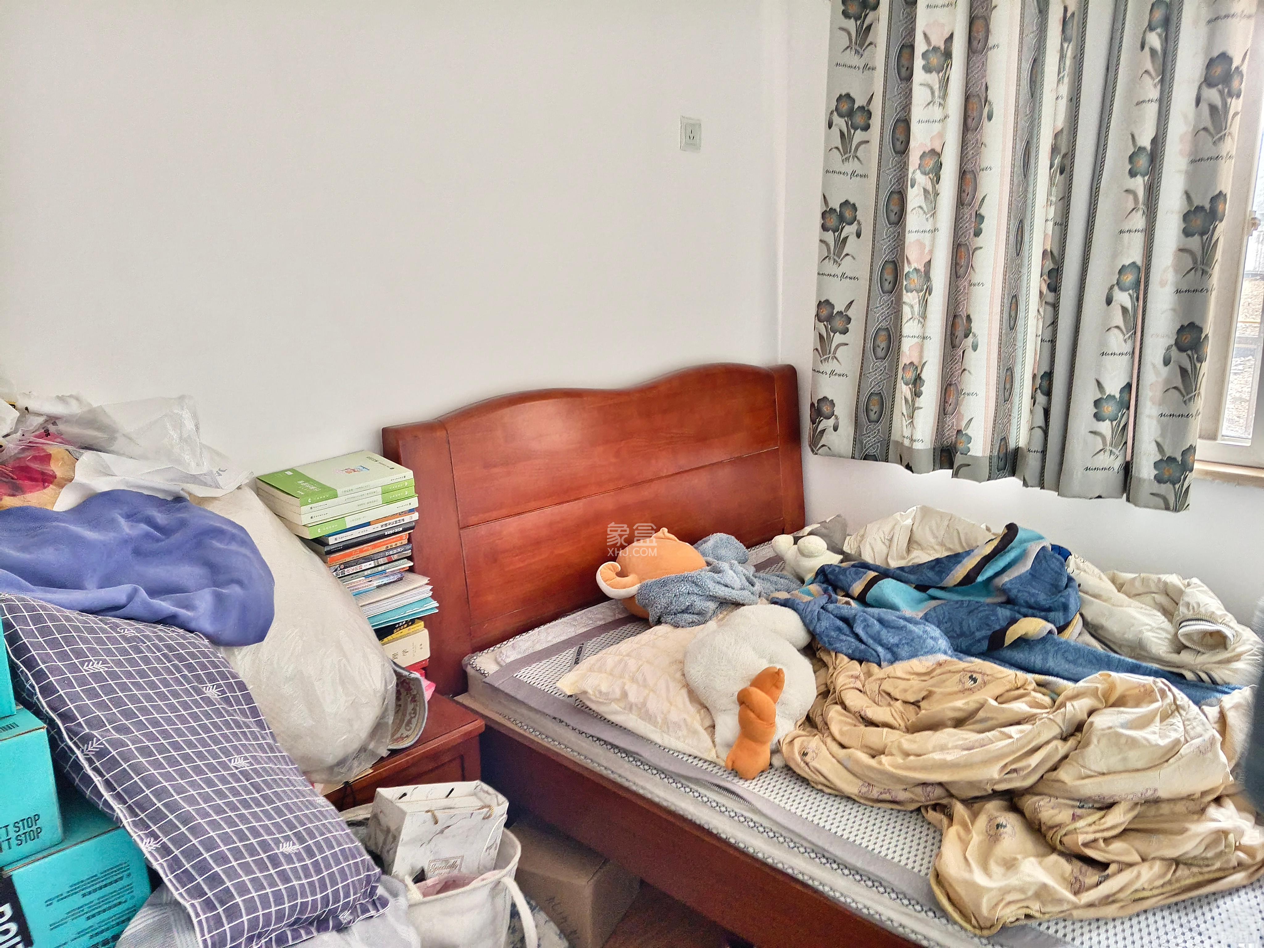 和润园一、二期 3室2厅1卫 2200.0元/月 和润园一、二期 3室2厅1卫 2200.0元/月室内图