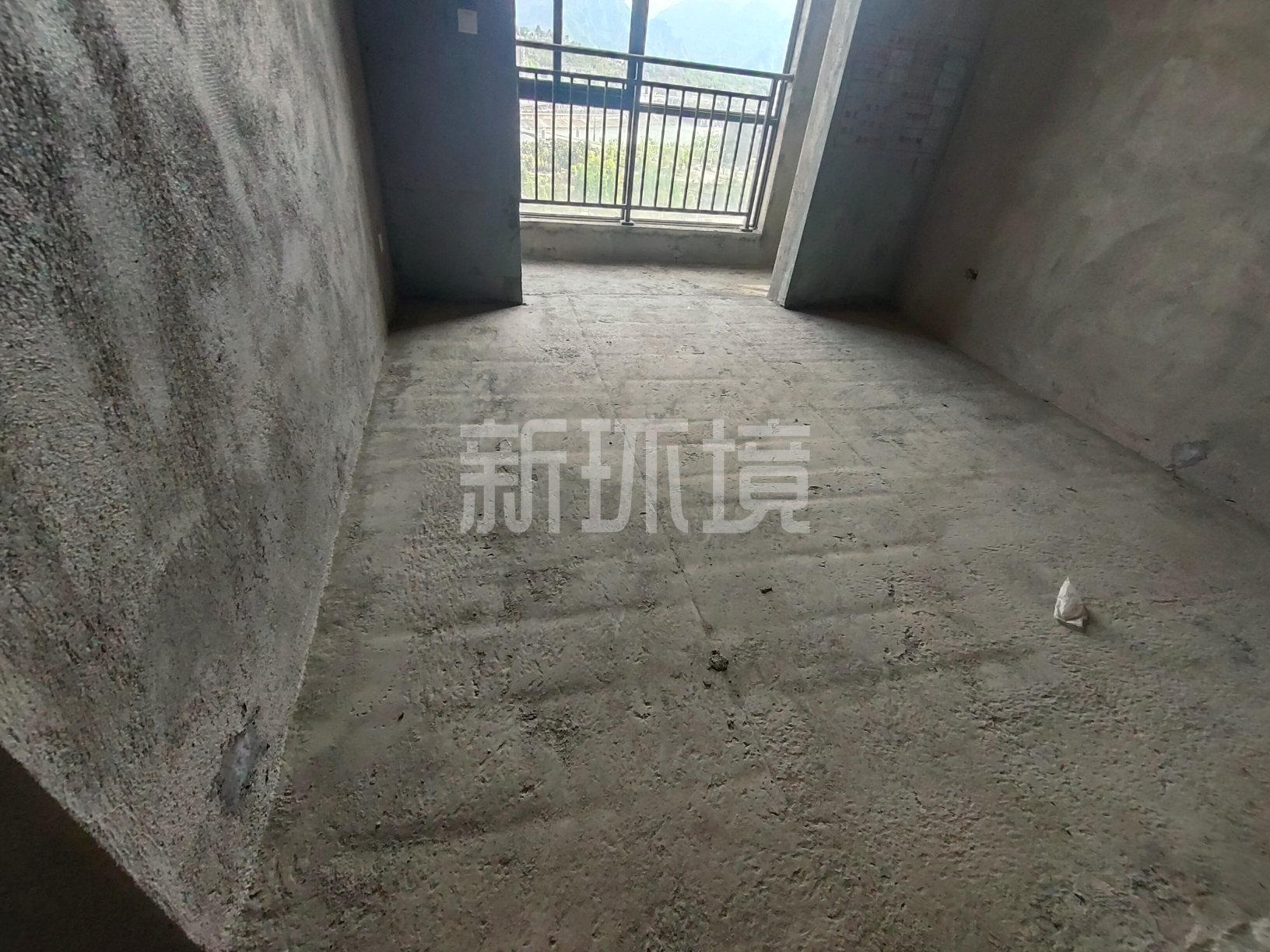 韦斯特城市花园  3室2厅2卫    90.0万