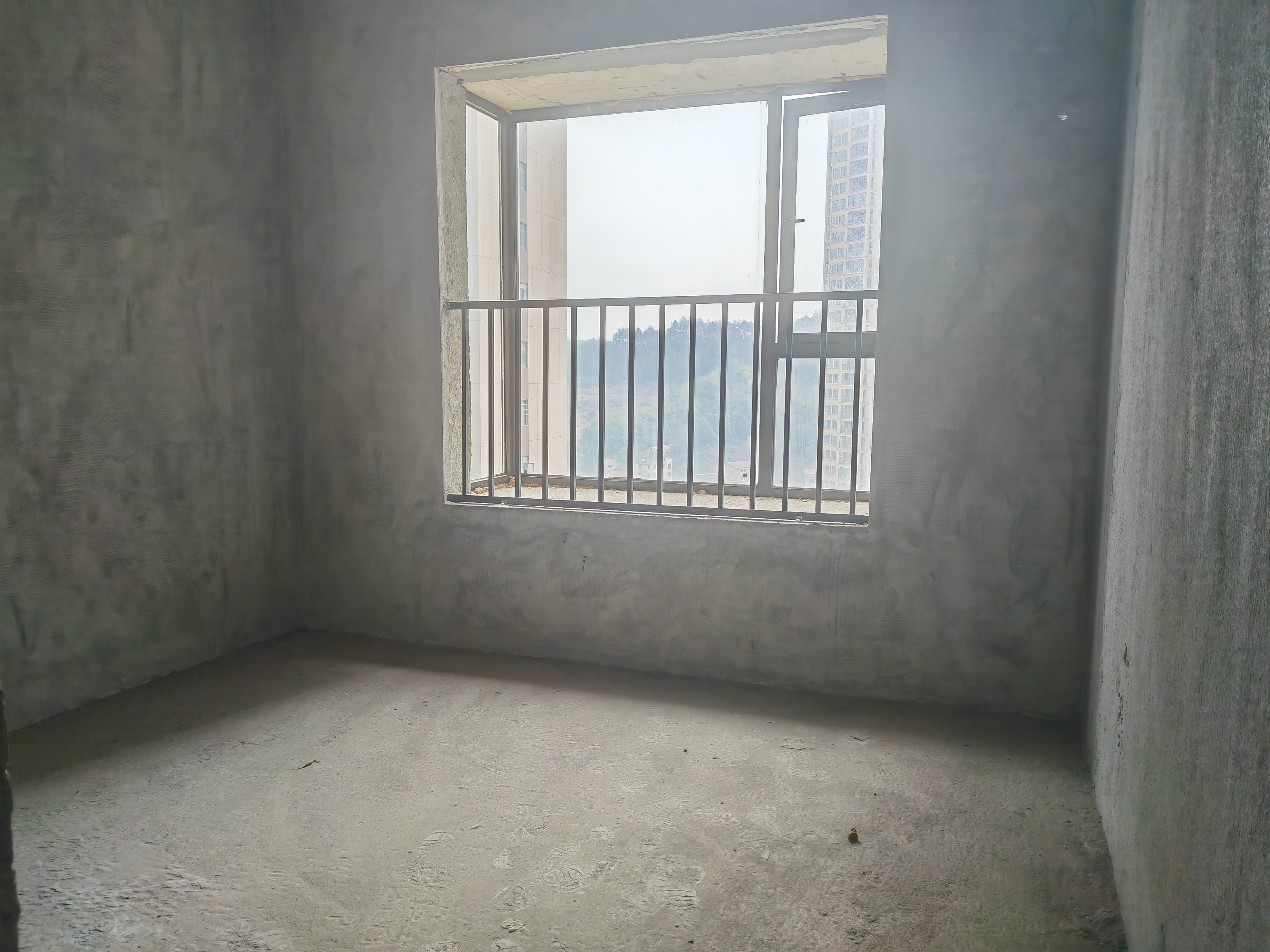 嘉熙紫台 4室2厅1卫 69.8万 嘉熙紫台 4室2厅1卫 69.8万客厅