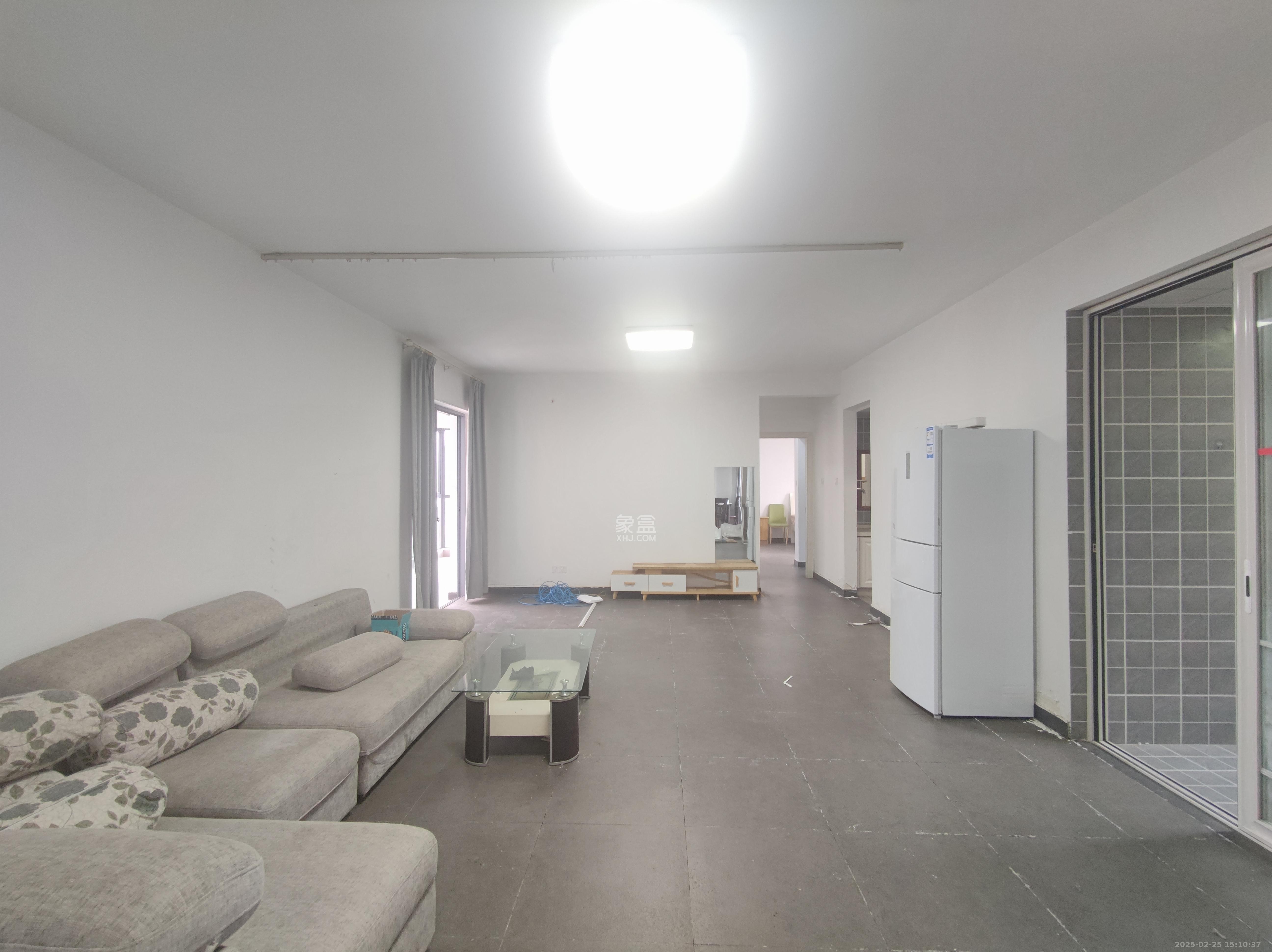 滨江君悦香邸 1室0厅0卫 2900.0元/月 滨江君悦香邸 1室0厅0卫 2900.0元/月室内图