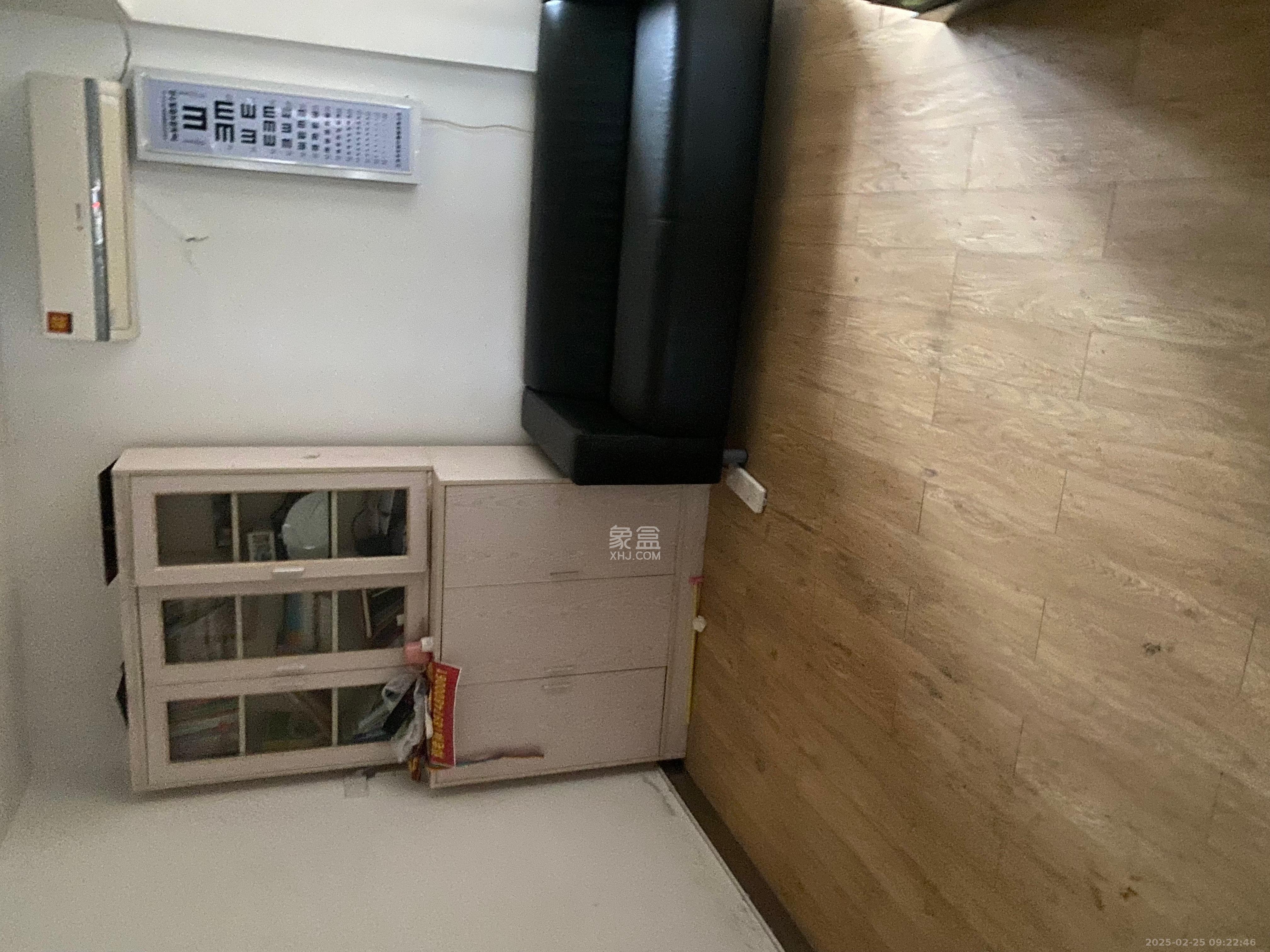 香格里嘉园 3室2厅2卫 5000.0元/月 香格里嘉园 3室2厅2卫 5000.0元/月室内图