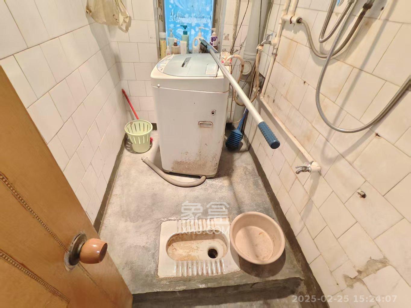 新运公寓  2室2厅1卫   1600.00元/月室内图