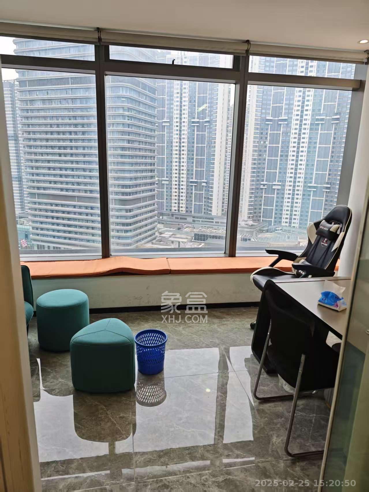 世茂铂曼 1室1厅1卫 3500.0元/月 世茂铂曼 1室1厅1卫 3500.0元/月室内图