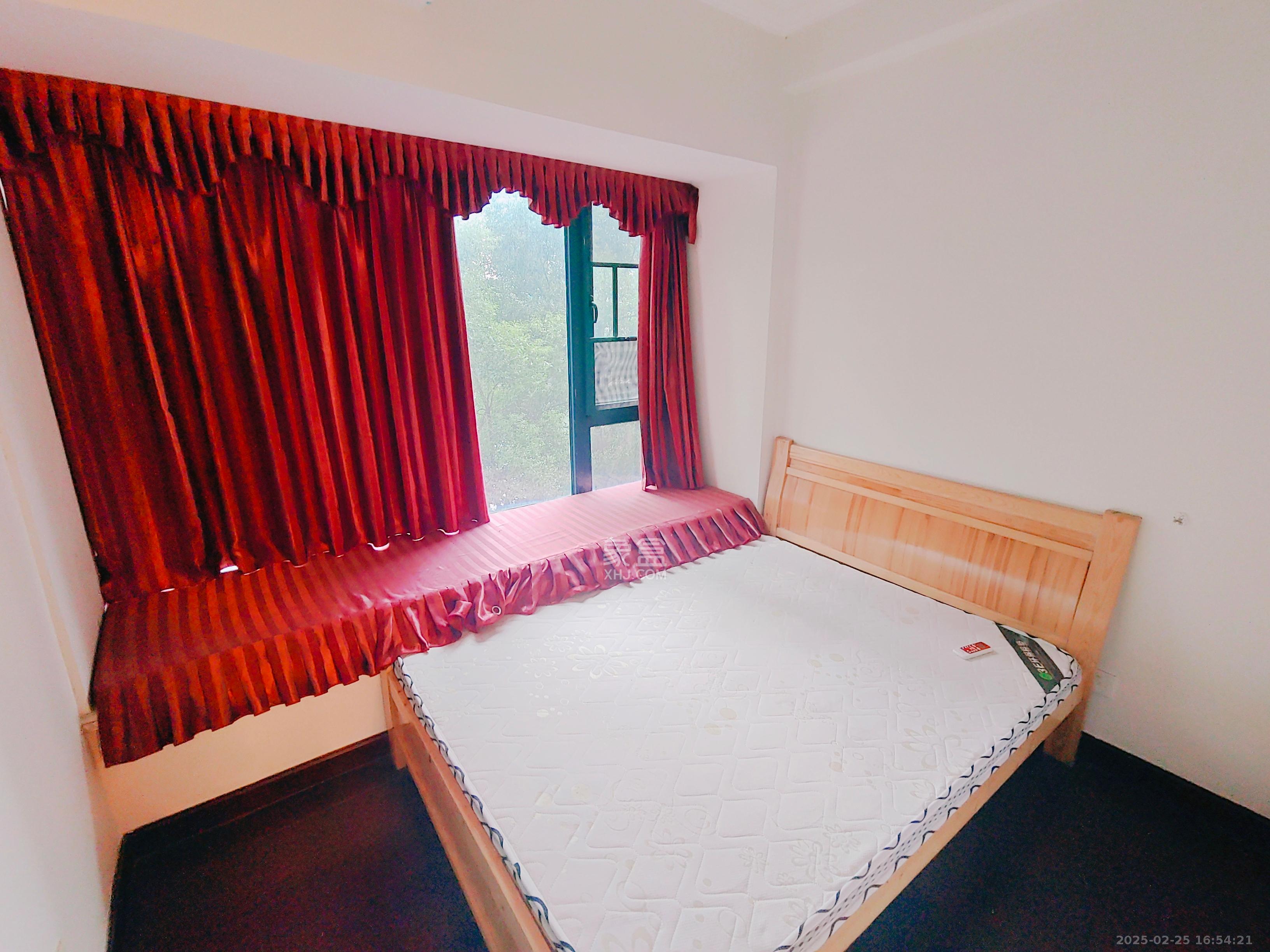 恒大绿洲 3室2厅1卫 2600.0元/月 恒大绿洲 3室2厅1卫 2600.0元/月室内图