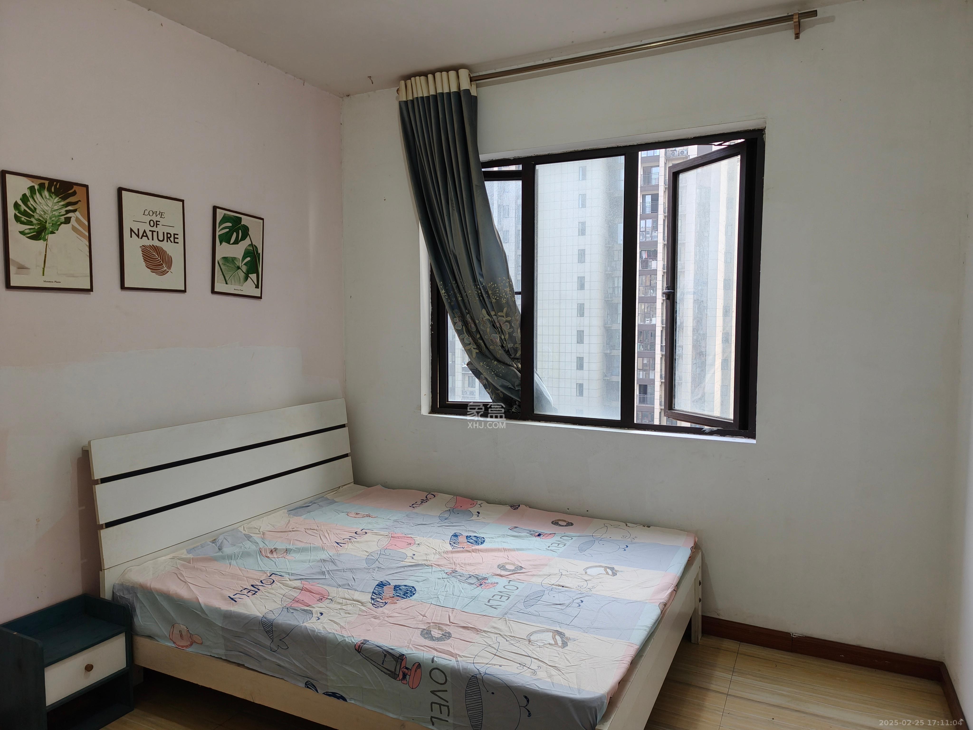 中国铁建梅溪青秀二期  4室2厅2卫   1000.00元/月室内图