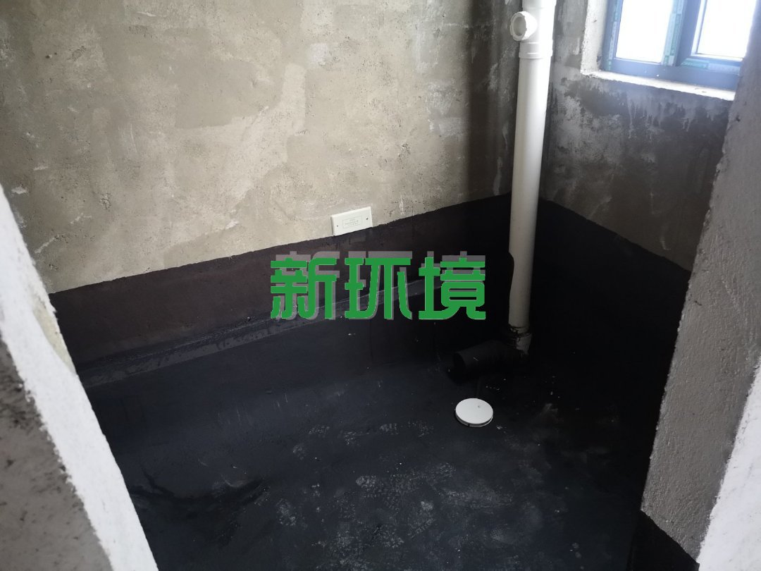 东岳新外滩  3室2厅2卫   72.00万客厅