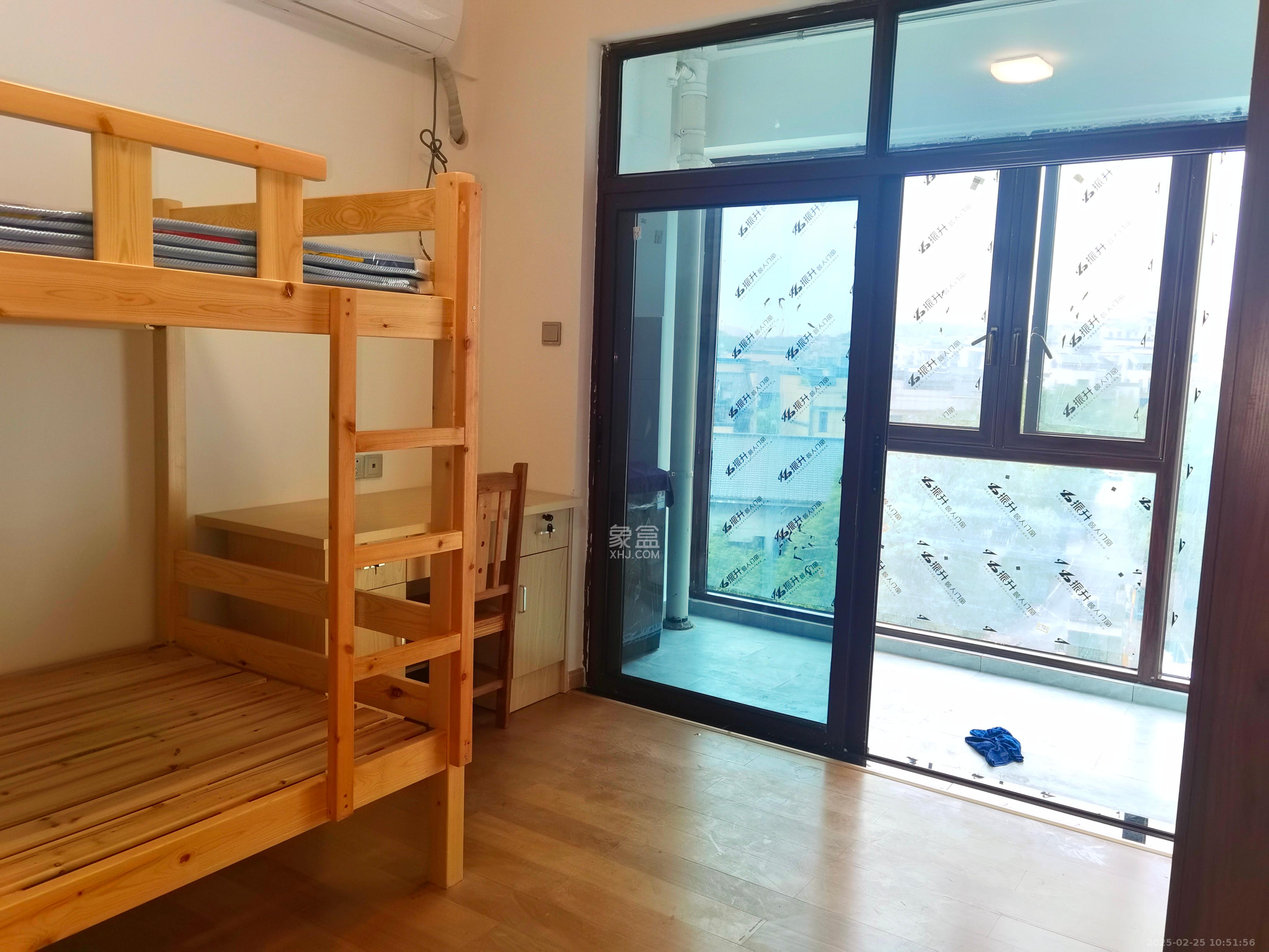 汀湘十里 1室1厅1卫 1500.0元/月 汀湘十里 1室1厅1卫 1500.0元/月室内图