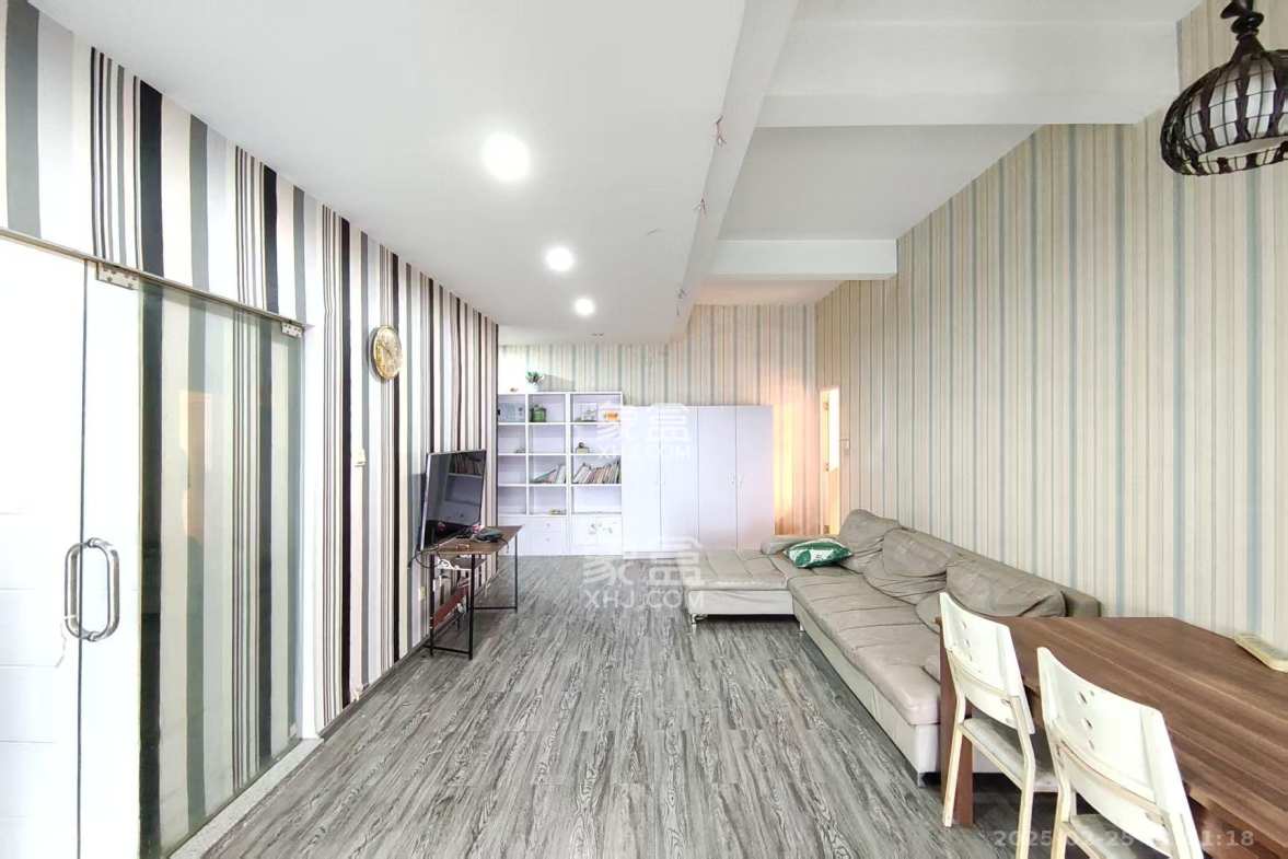 自由.com(自由大厦)  2室1厅1卫    1800.0元/月 自由.com(自由大厦)  2室1厅1卫    1800.0元/月室内图