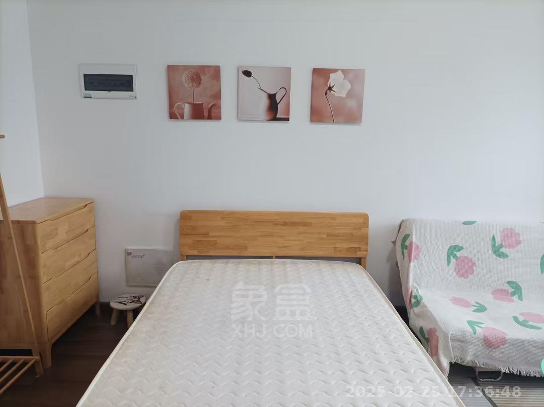 白金汉宫 1室1厅1卫 1100.0元/月 白金汉宫 1室1厅1卫 1100.0元/月室内图