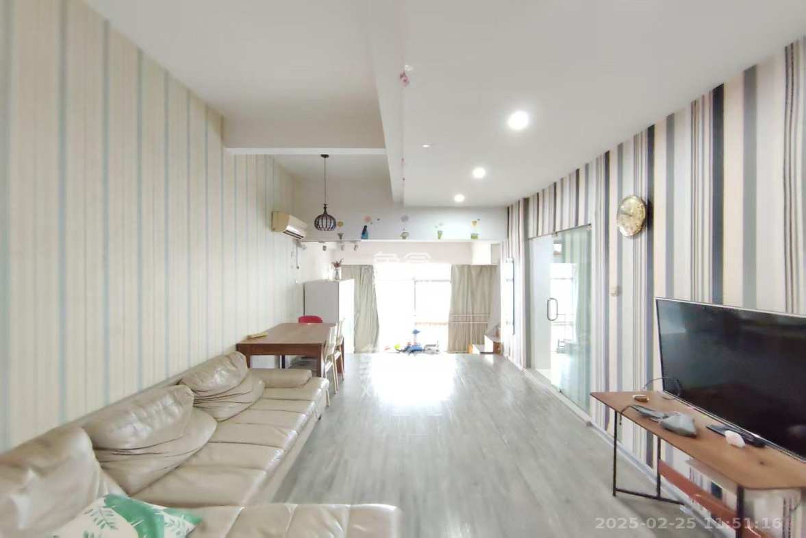 自由.com(自由大厦)  2室1厅1卫    1800.0元/月 自由.com(自由大厦)  2室1厅1卫    1800.0元/月室内图