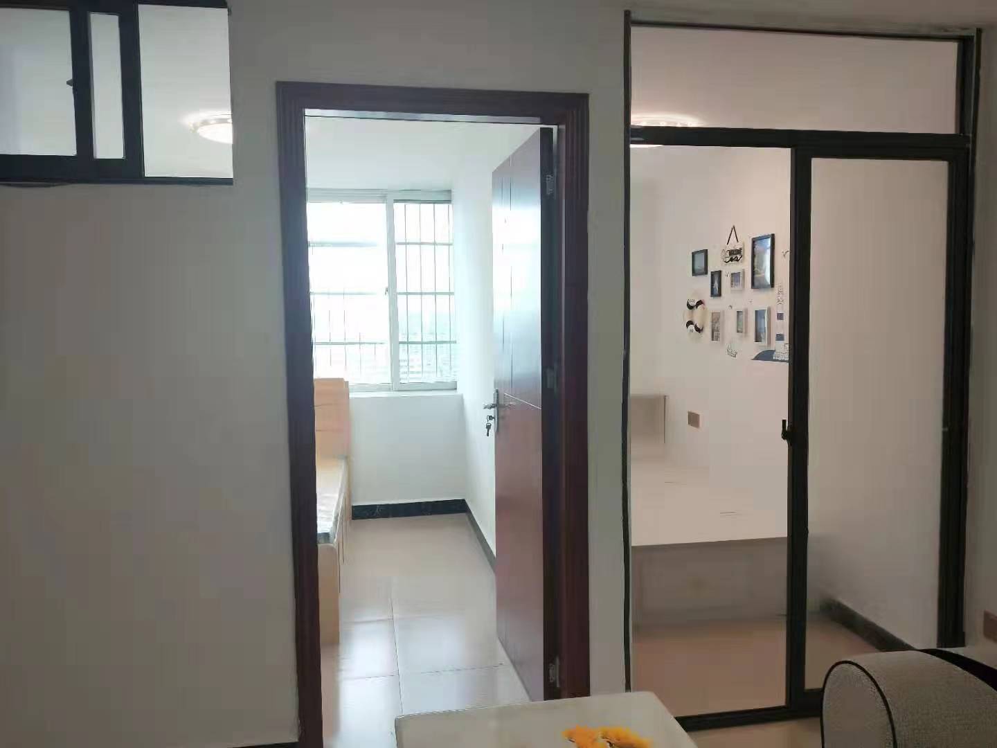 和平城市广场  2室1厅1卫   1500.00元/月室内图