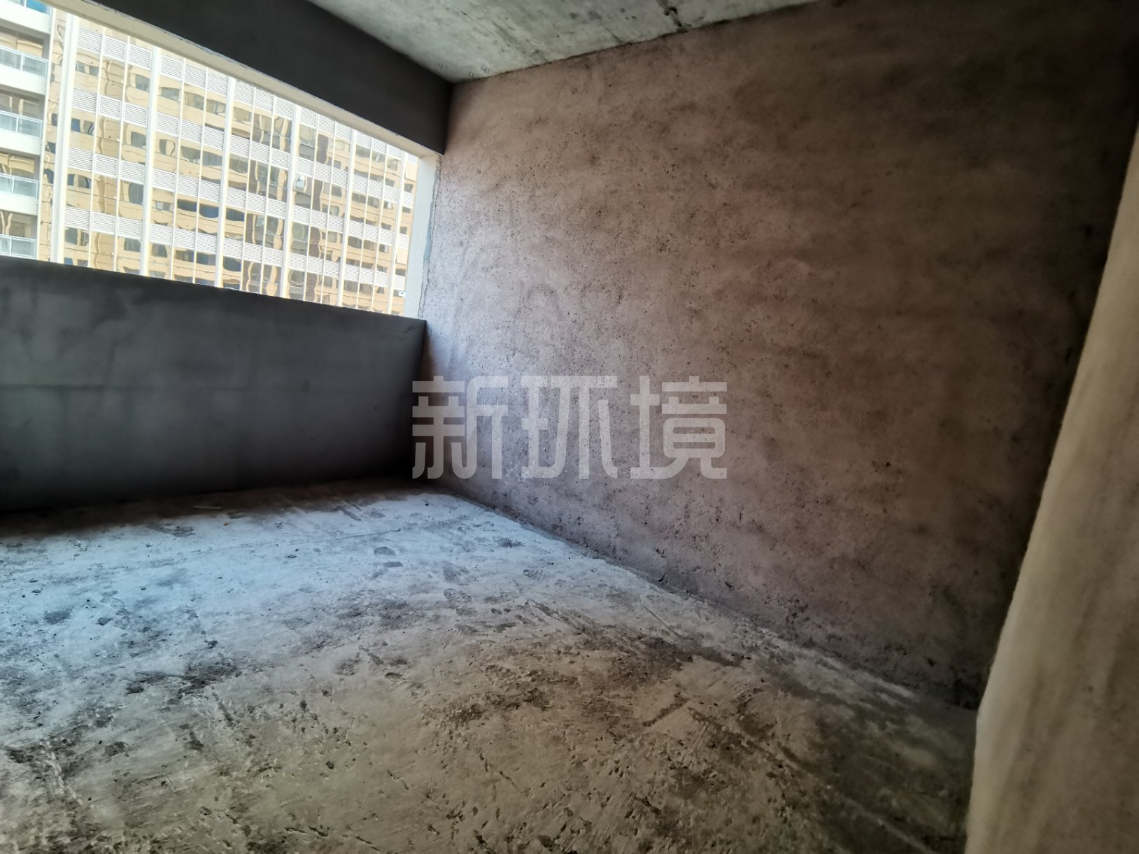 天门中央广场 4室2厅2卫 83.0万 天门中央广场 4室2厅2卫 83.0万客厅