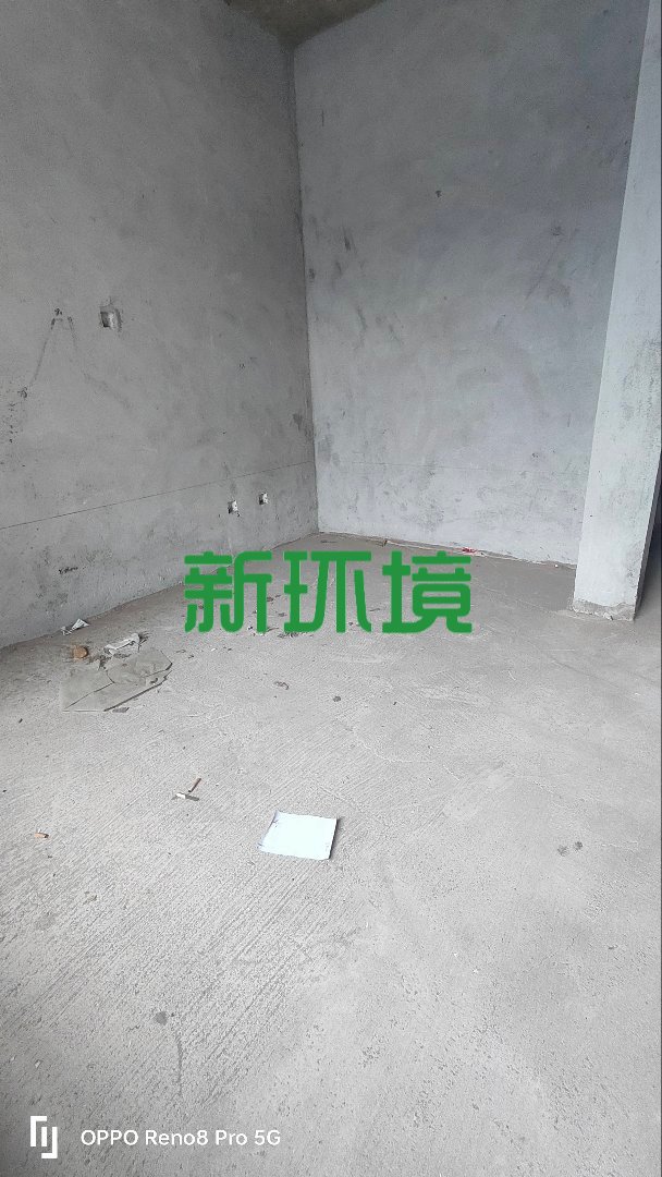 东岳新外滩  3室2厅2卫   53.80万客厅