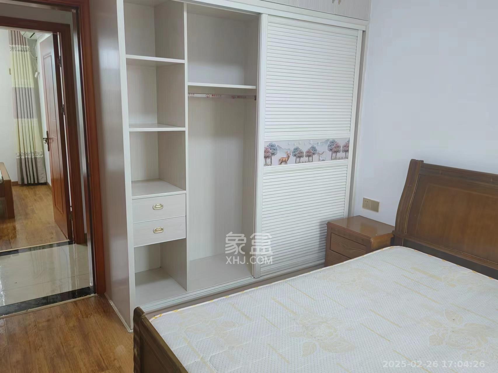 五矿紫湖香醍  1室2厅1卫    1700.0元/月 五矿紫湖香醍  1室2厅1卫    1700.0元/月室内图