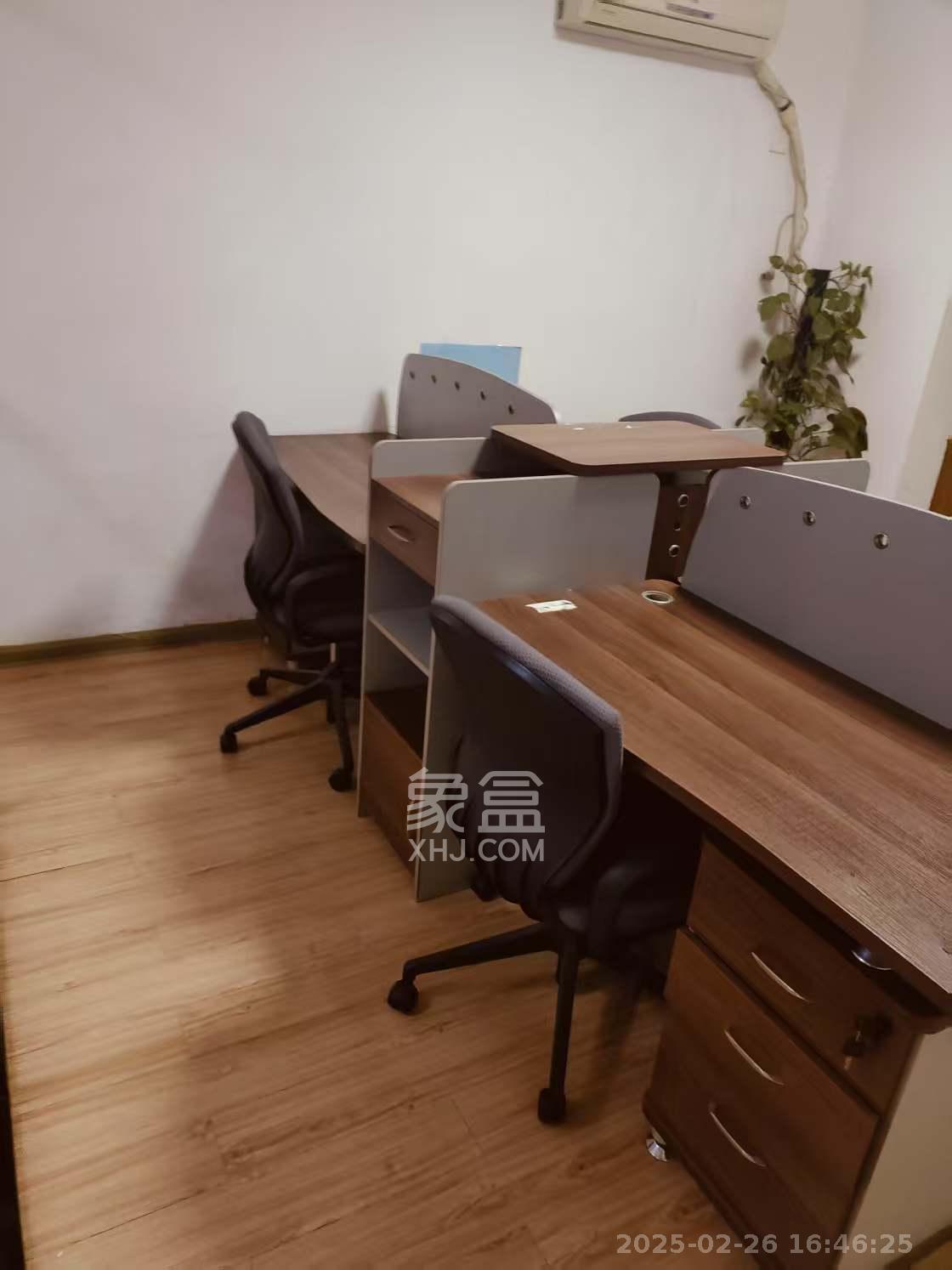 华府壹航线  1室1厅0卫   1100.00元/月室内图