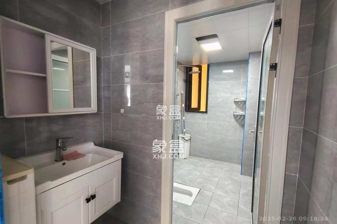 君合天玺  3室2厅2卫    3400.0元/月 君合天玺  3室2厅2卫    3400.0元/月室内图