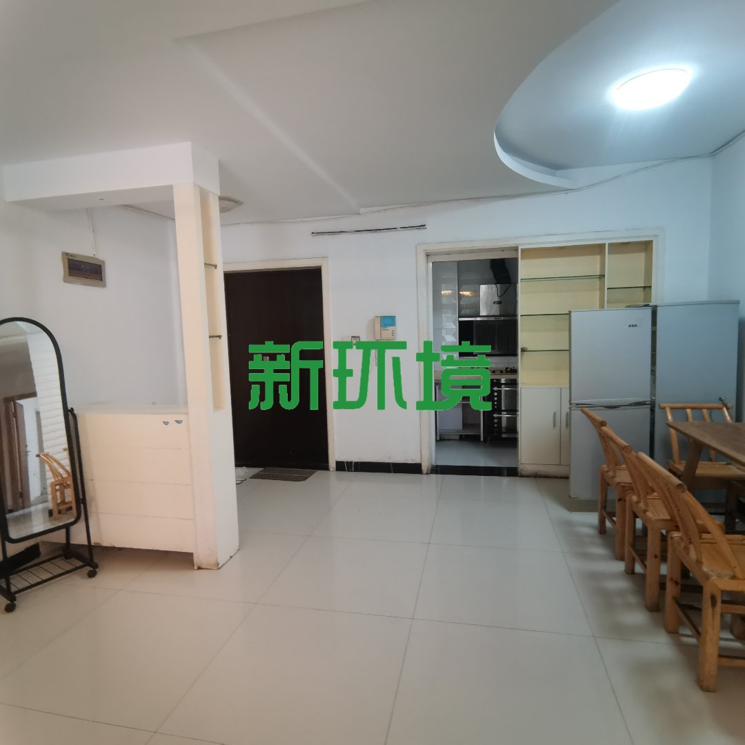 旺角佳园  3室2厅2卫   53.80万客厅