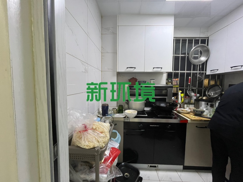 华天城小区  2室2厅1卫   45.00万客厅