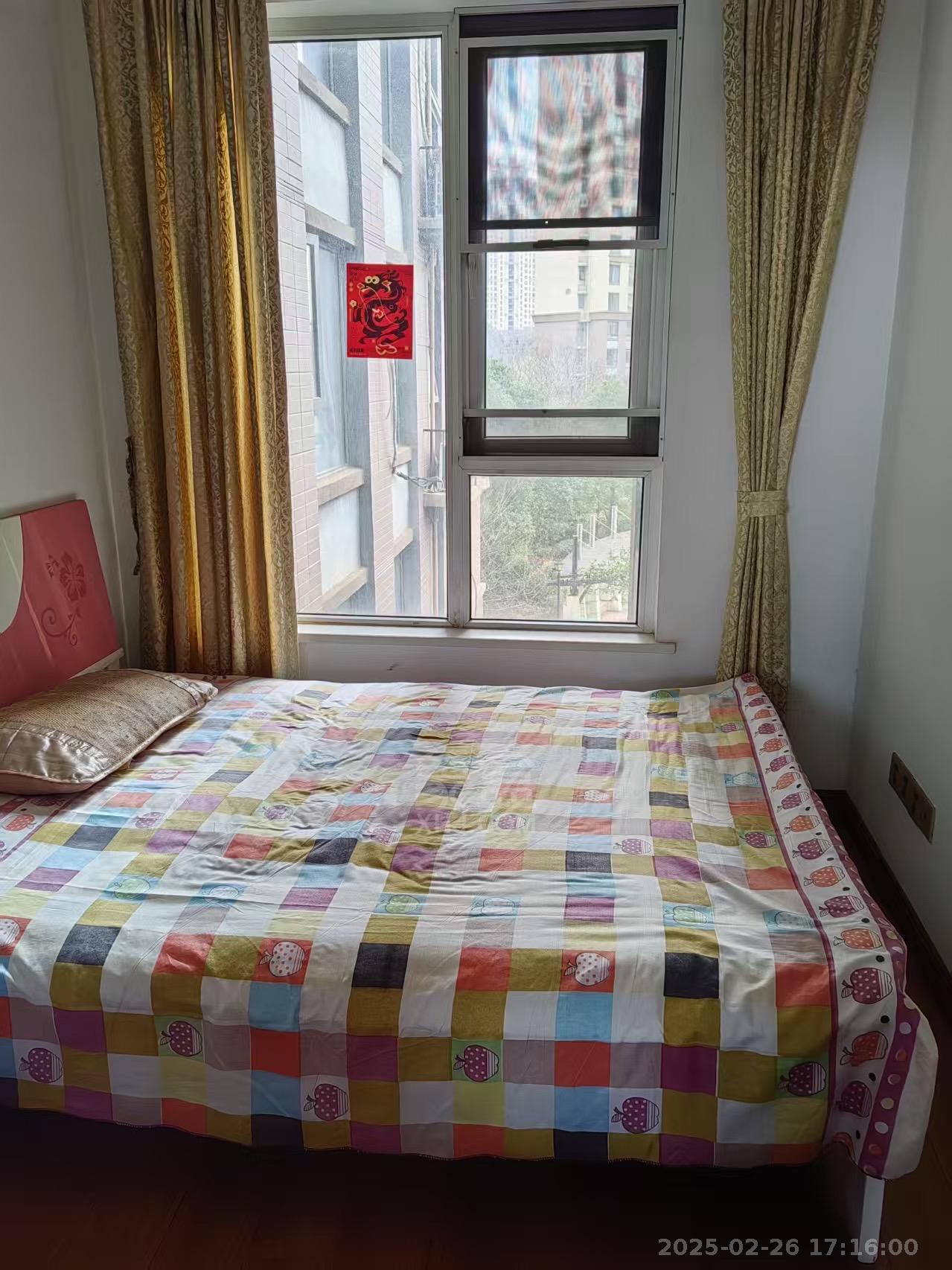 佳兆业金域天下三期  3室2厅1卫    1800.0元/月 佳兆业金域天下三期  3室2厅1卫    1800.0元/月室内图