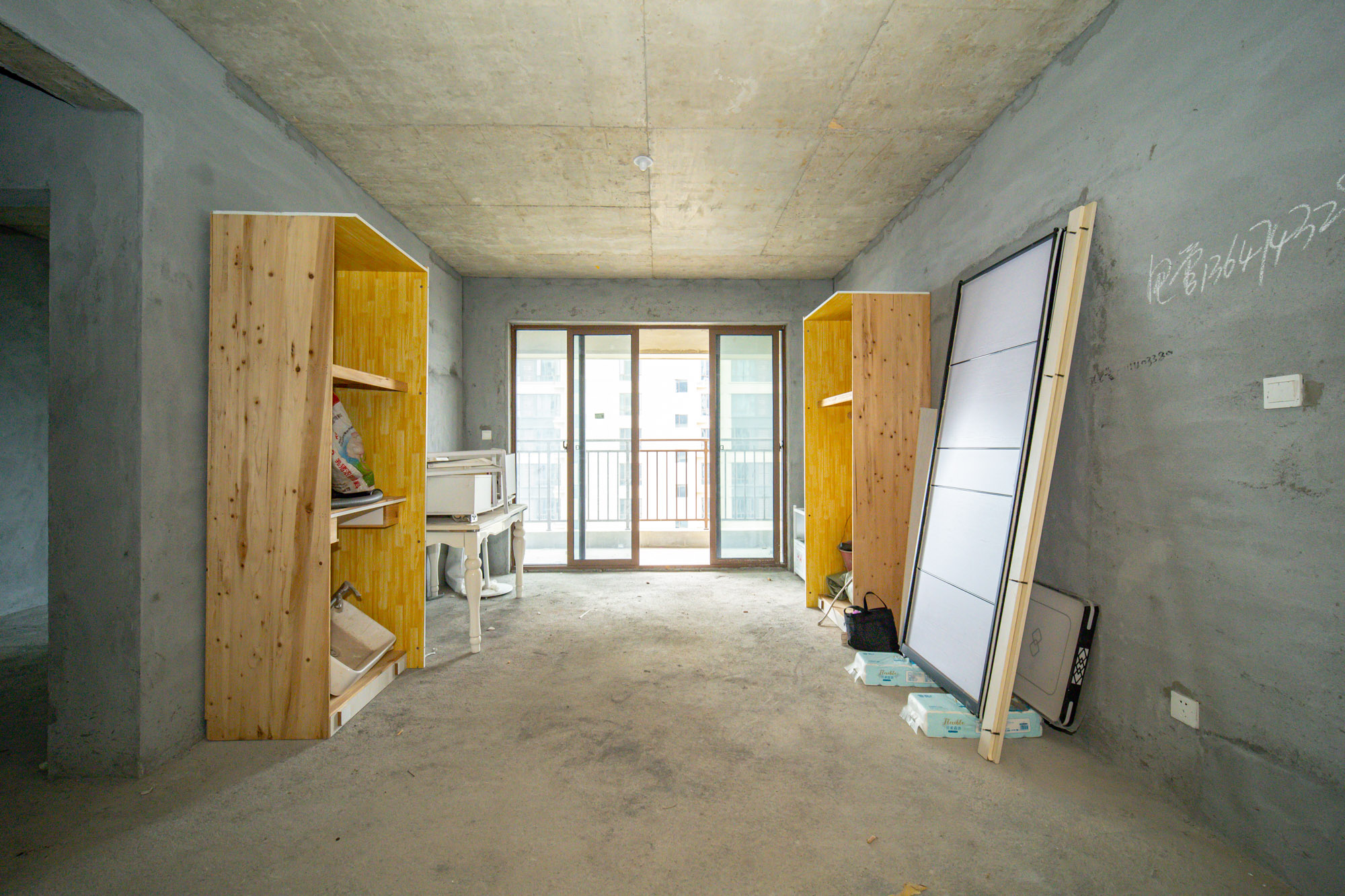 长龙湾 4室2厅2卫 65.8万 长龙湾 4室2厅2卫 65.8万客厅