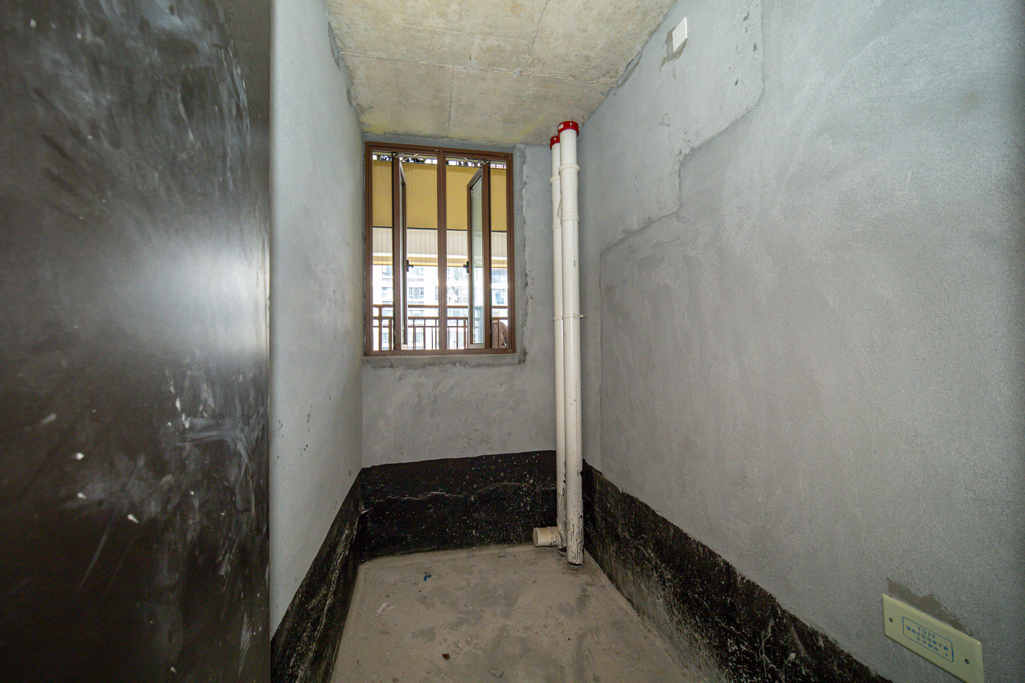 长龙湾 4室2厅2卫 65.8万 长龙湾 4室2厅2卫 65.8万卫生间