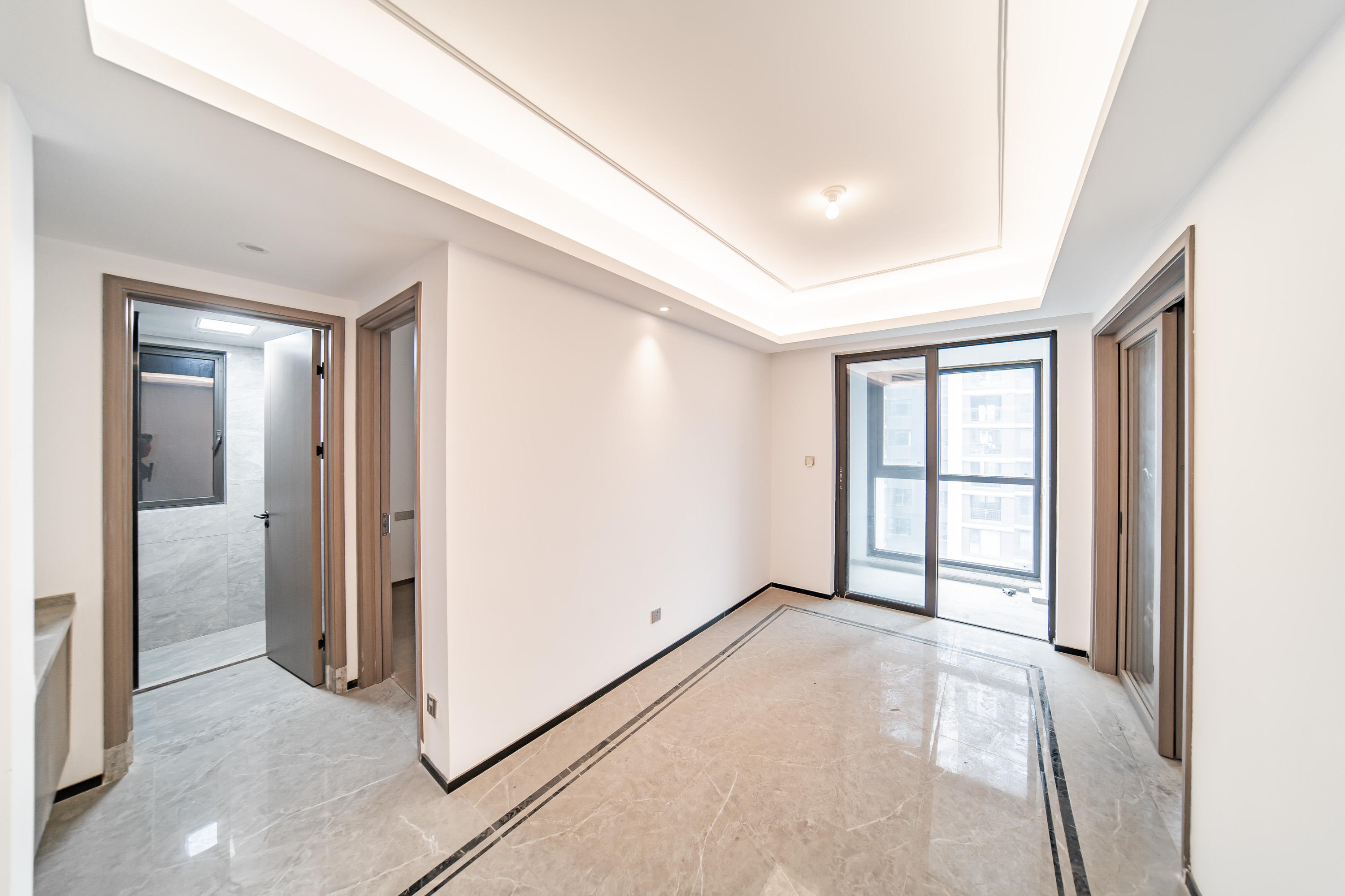 建发电建江山悦  3室2厅2卫   135.00万其他
