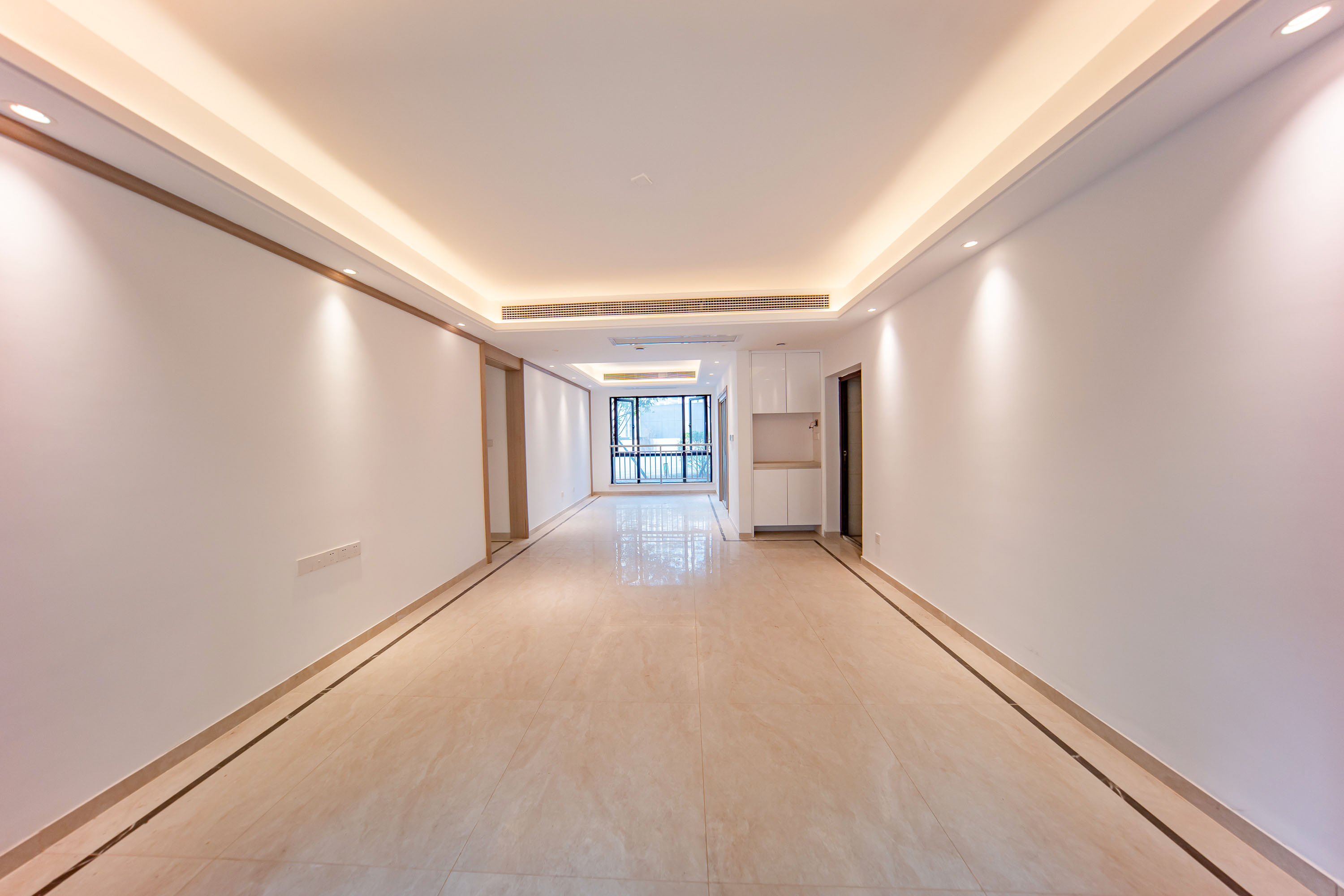 建投象山国际  4室2厅2卫   182.00万