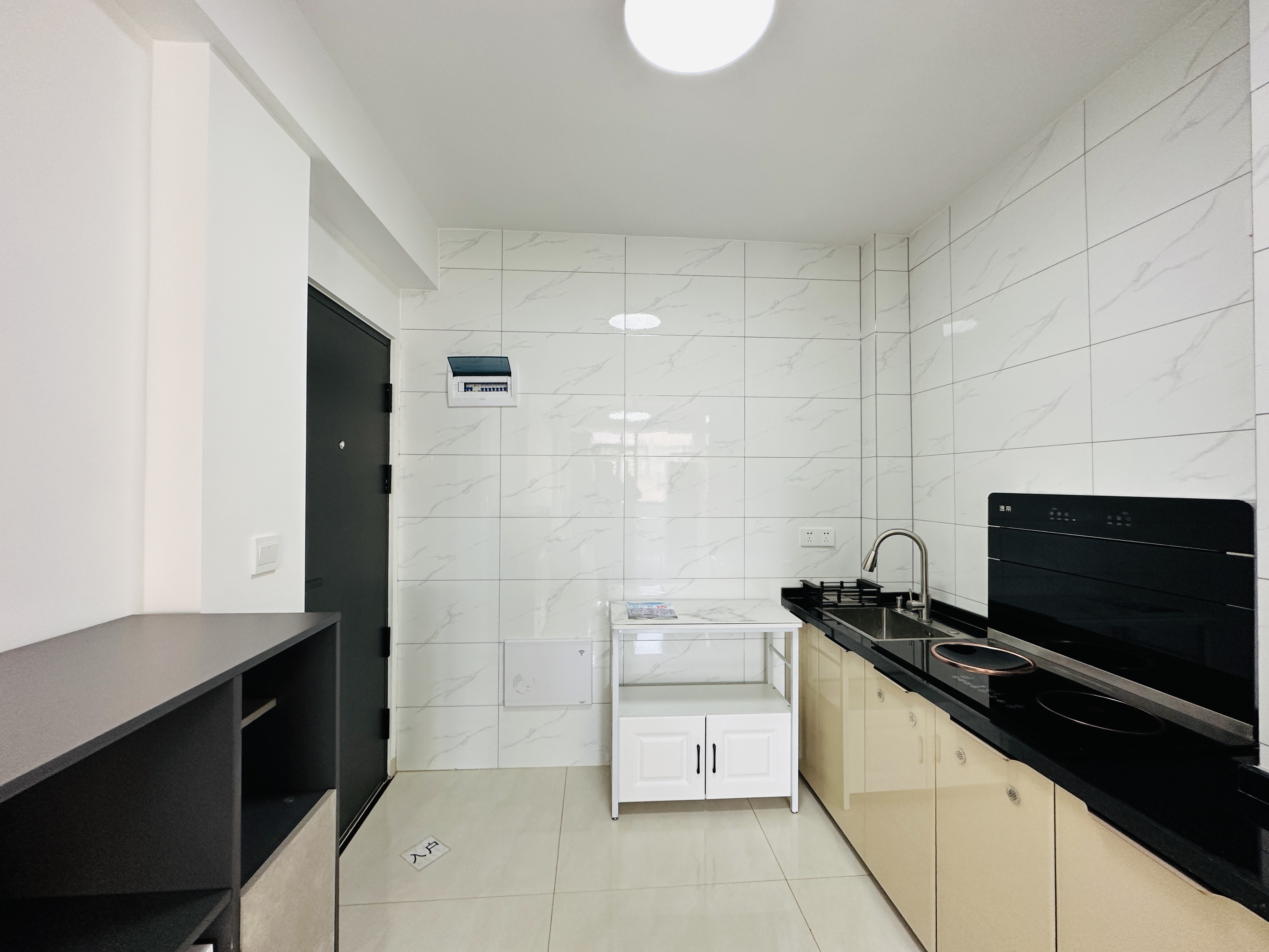 西城别院 3室1厅1卫 110.0万 西城别院 3室1厅1卫 110.0万厨房