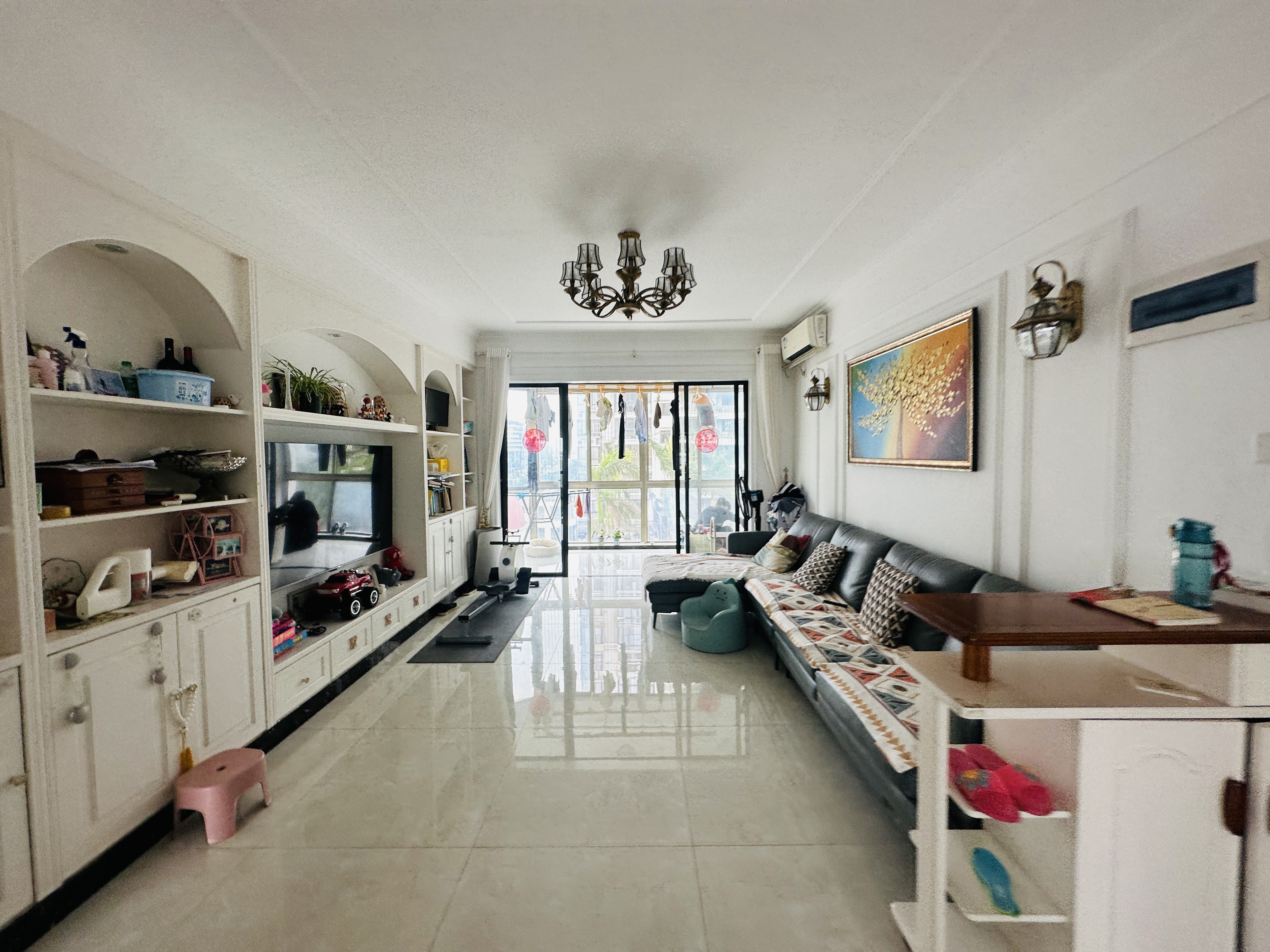 世纪海岸  2室2厅2卫    195.0万 世纪海岸  2室2厅2卫    195.0万客厅