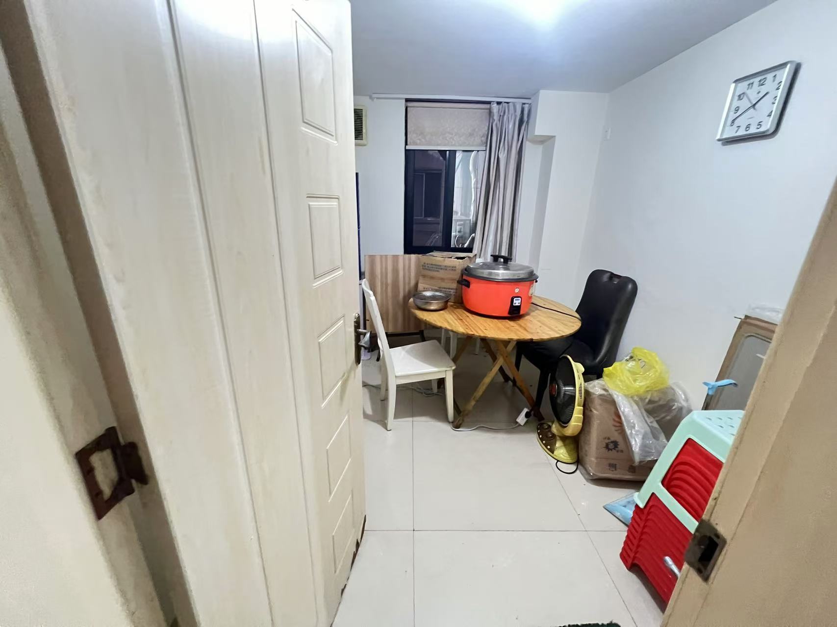 中央商业广场 3室2厅2卫 79.0万 中央商业广场 3室2厅2卫 79.0万室内图