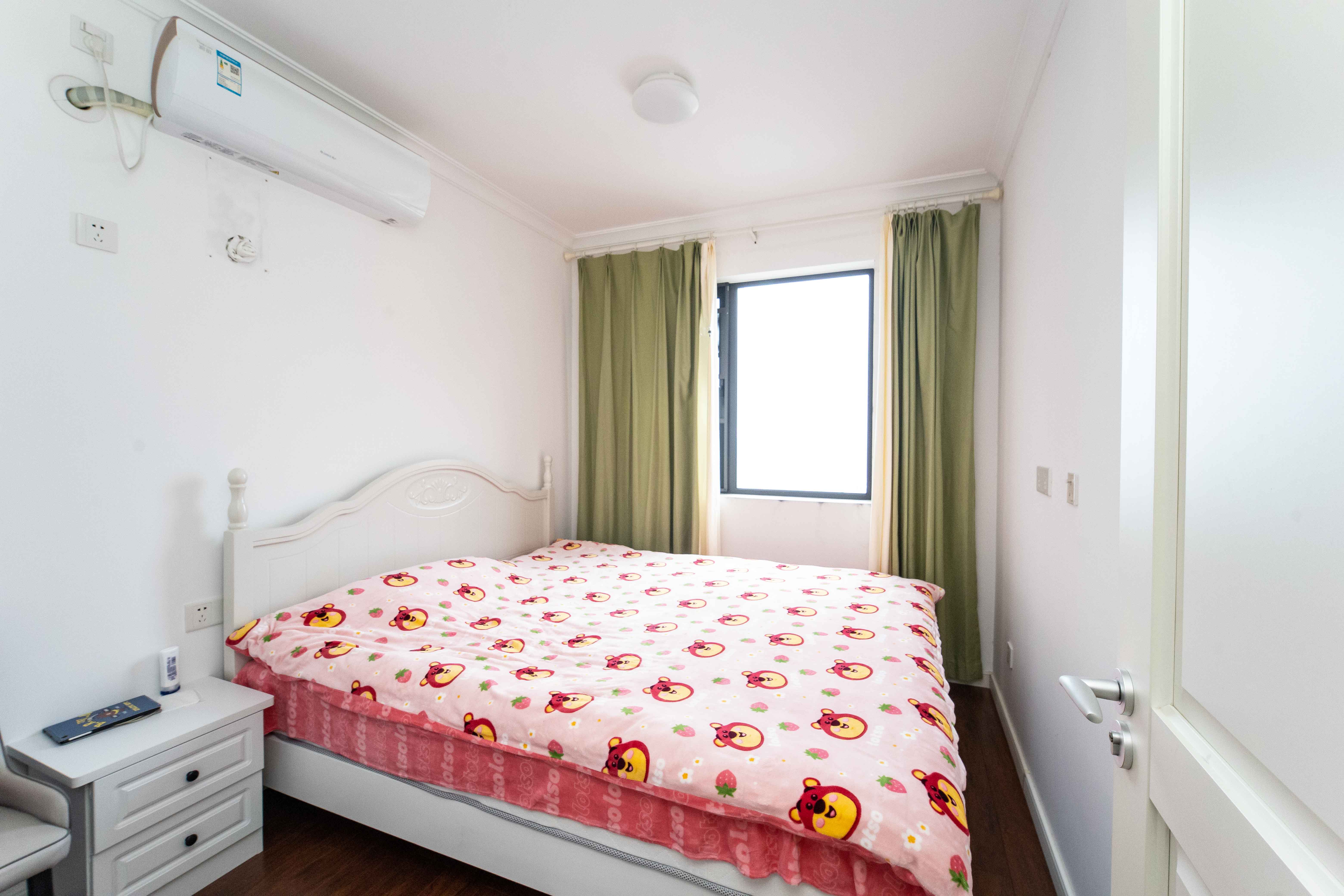 万科金域蓝湾 3室2厅2卫 115.0万 万科金域蓝湾 3室2厅2卫 115.0万卧室