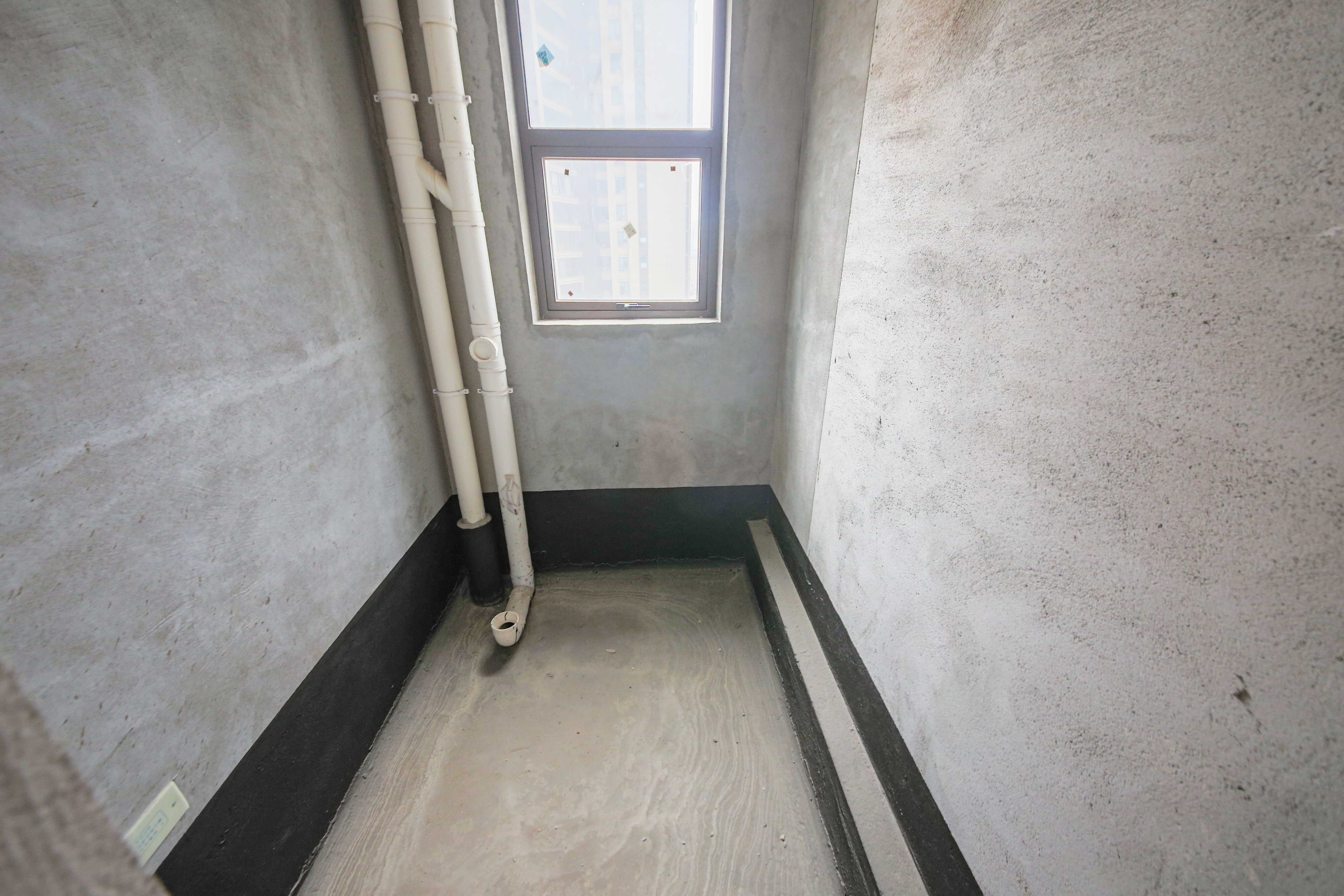 天城国际广场 3室2厅2卫 150.0万 天城国际广场 3室2厅2卫 150.0万卫生间