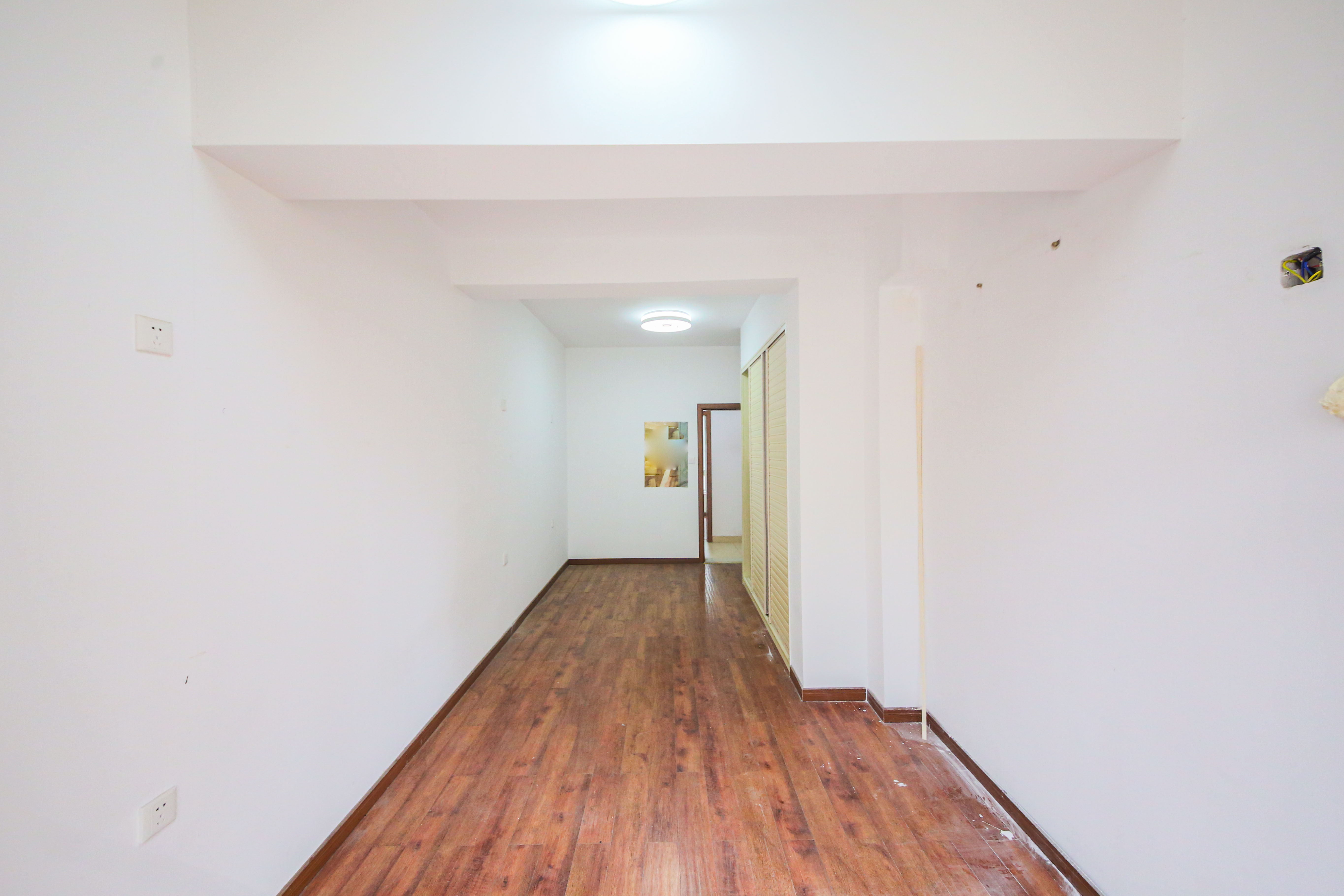 星城荣域 4室2厅2卫 188.0万 星城荣域 4室2厅2卫 188.0万卧室