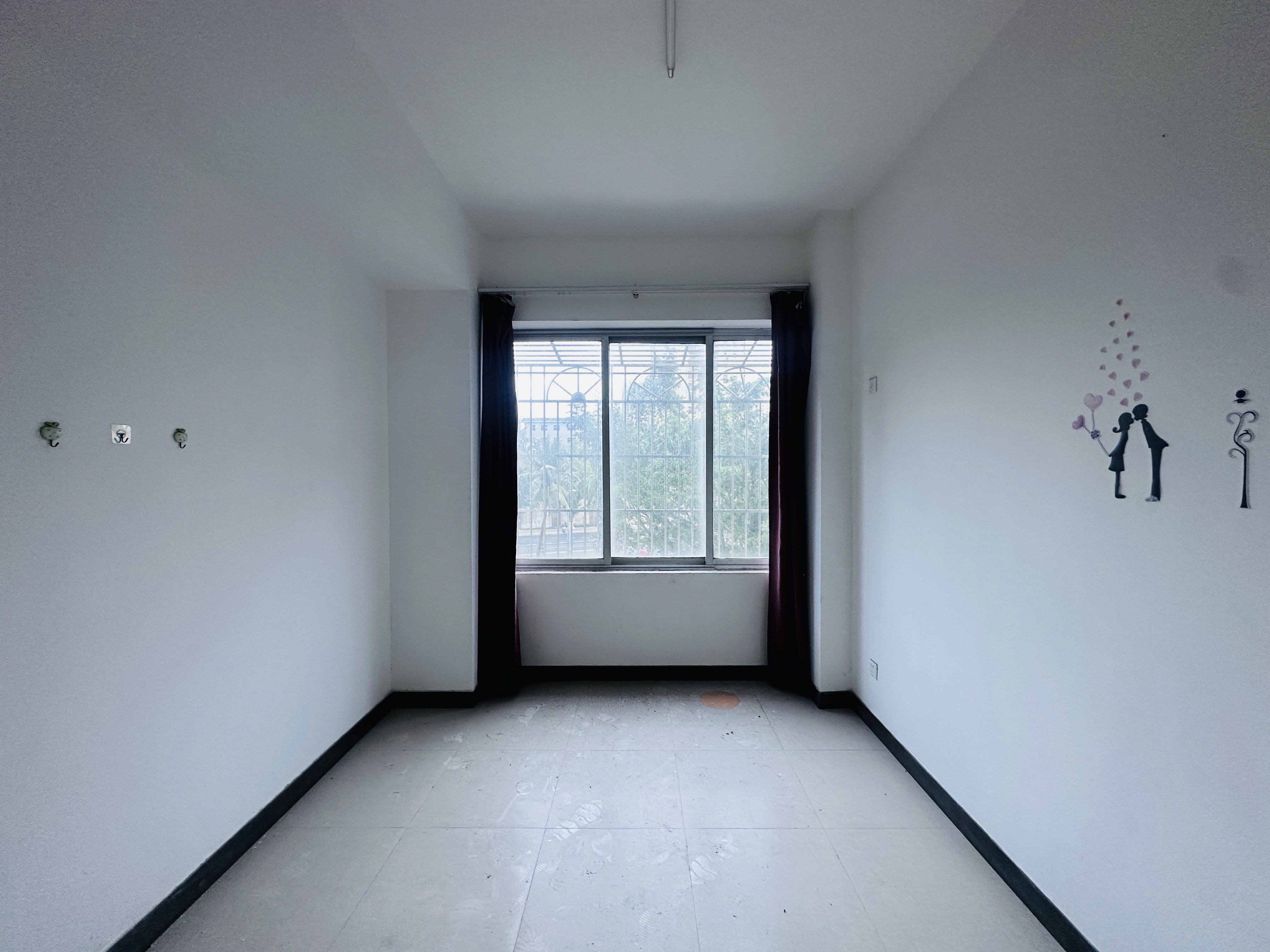 环惠大厦 6室3厅3卫 200.0万 环惠大厦 6室3厅3卫 200.0万厨房