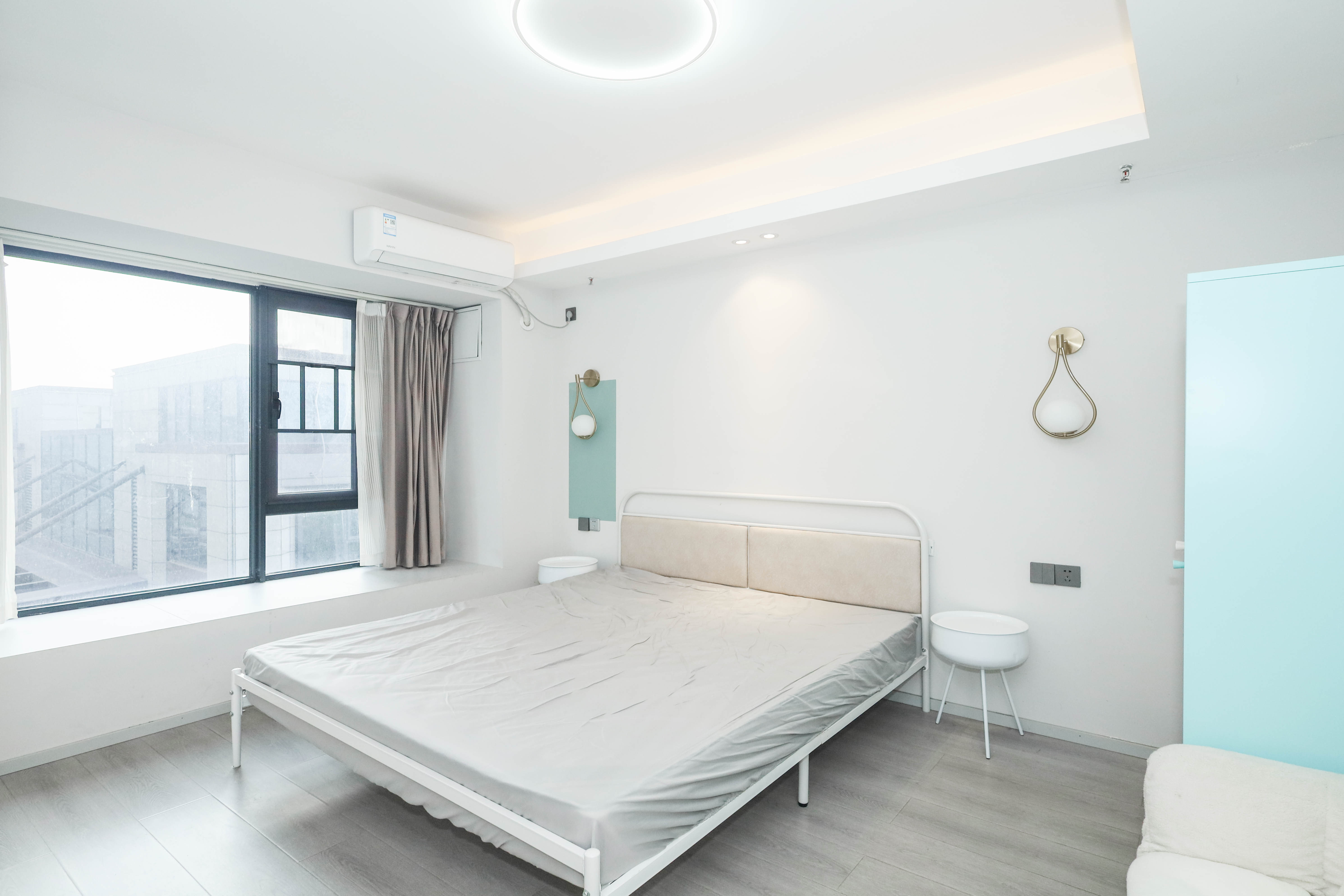 南山梅溪一方 4室2厅2卫 137.0万 南山梅溪一方 4室2厅2卫 137.0万卧室