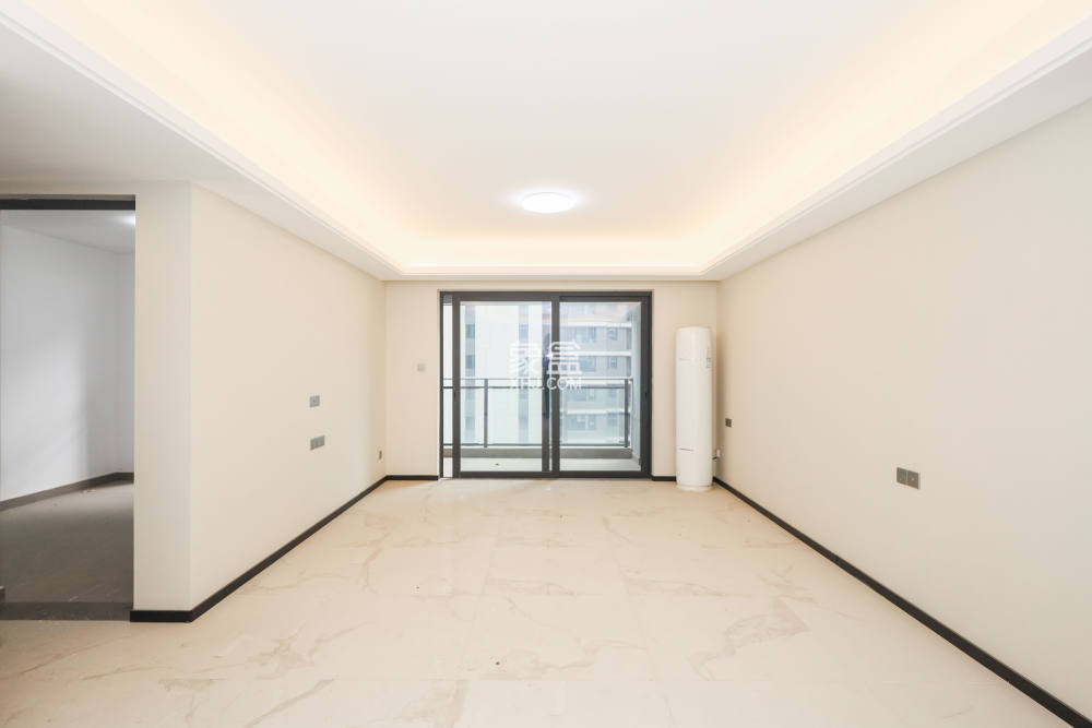 中海阅溪府  3室2厅2卫    148.0万