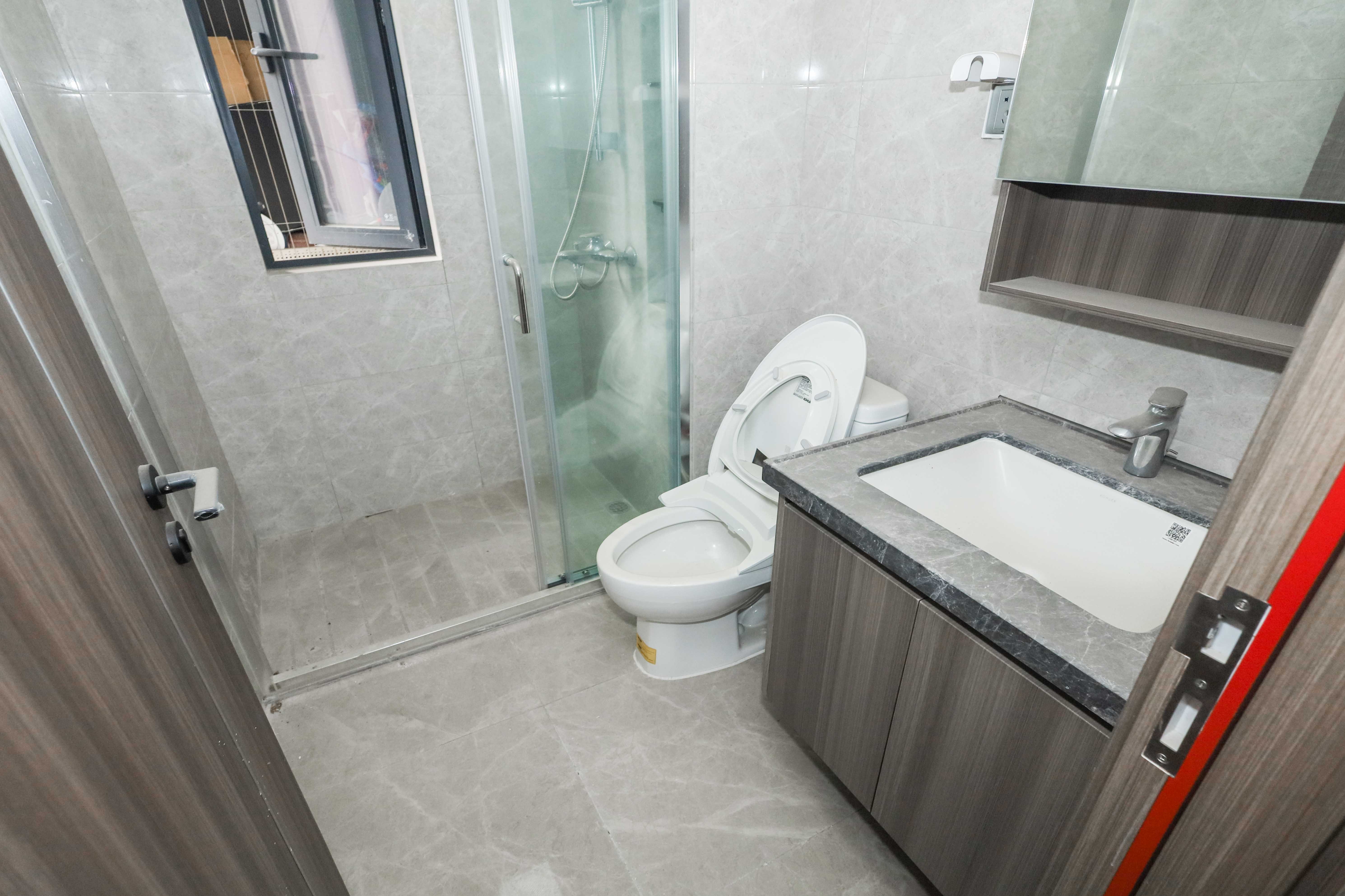 中海阅溪府 3室2厅2卫 145.0万 中海阅溪府 3室2厅2卫 145.0万卫生间